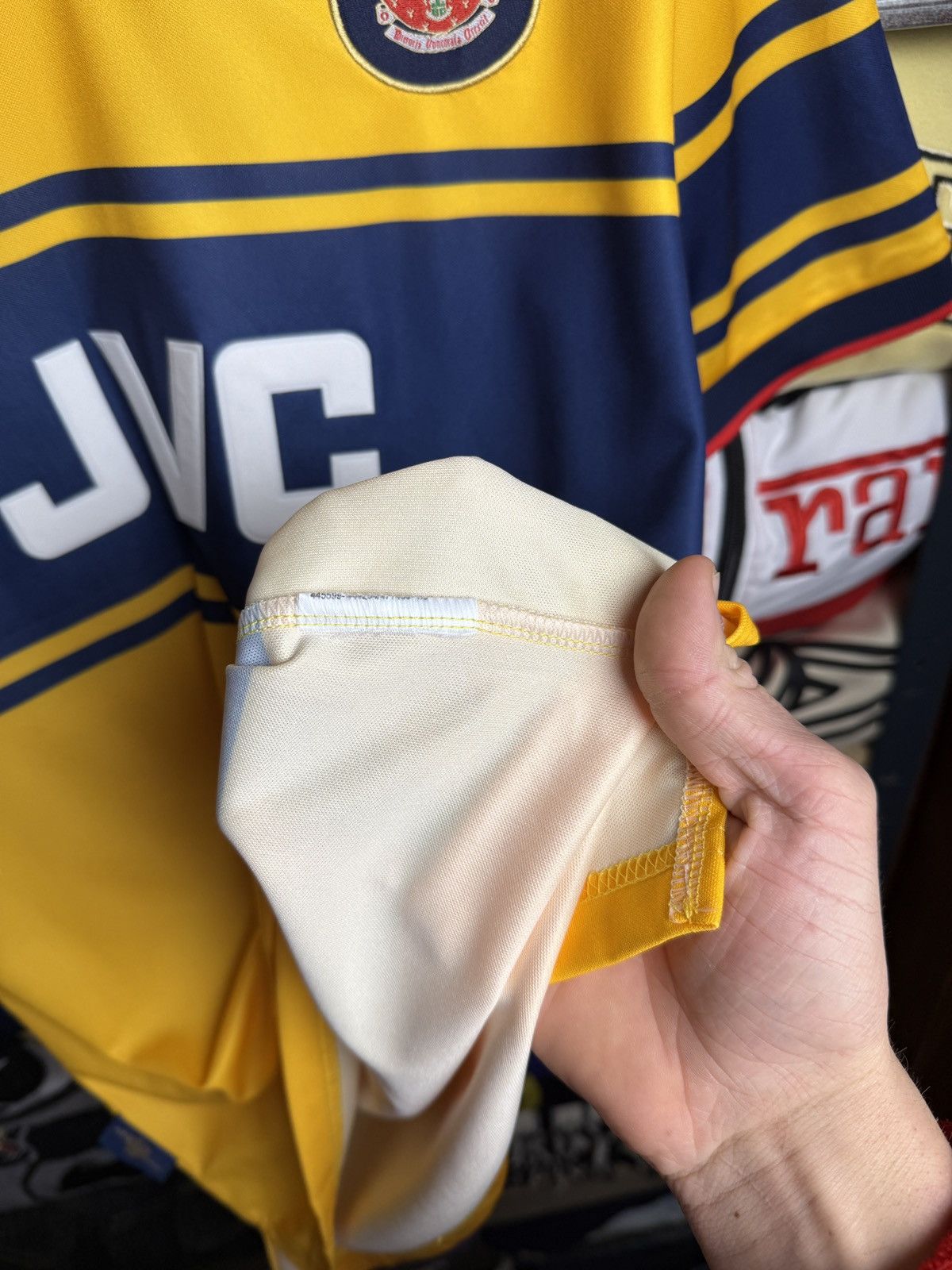 Nike Vintage Arsenal JVC Nike Home Jersey Size US L / EU 52-54 / 3 - 14 Thumbnail
