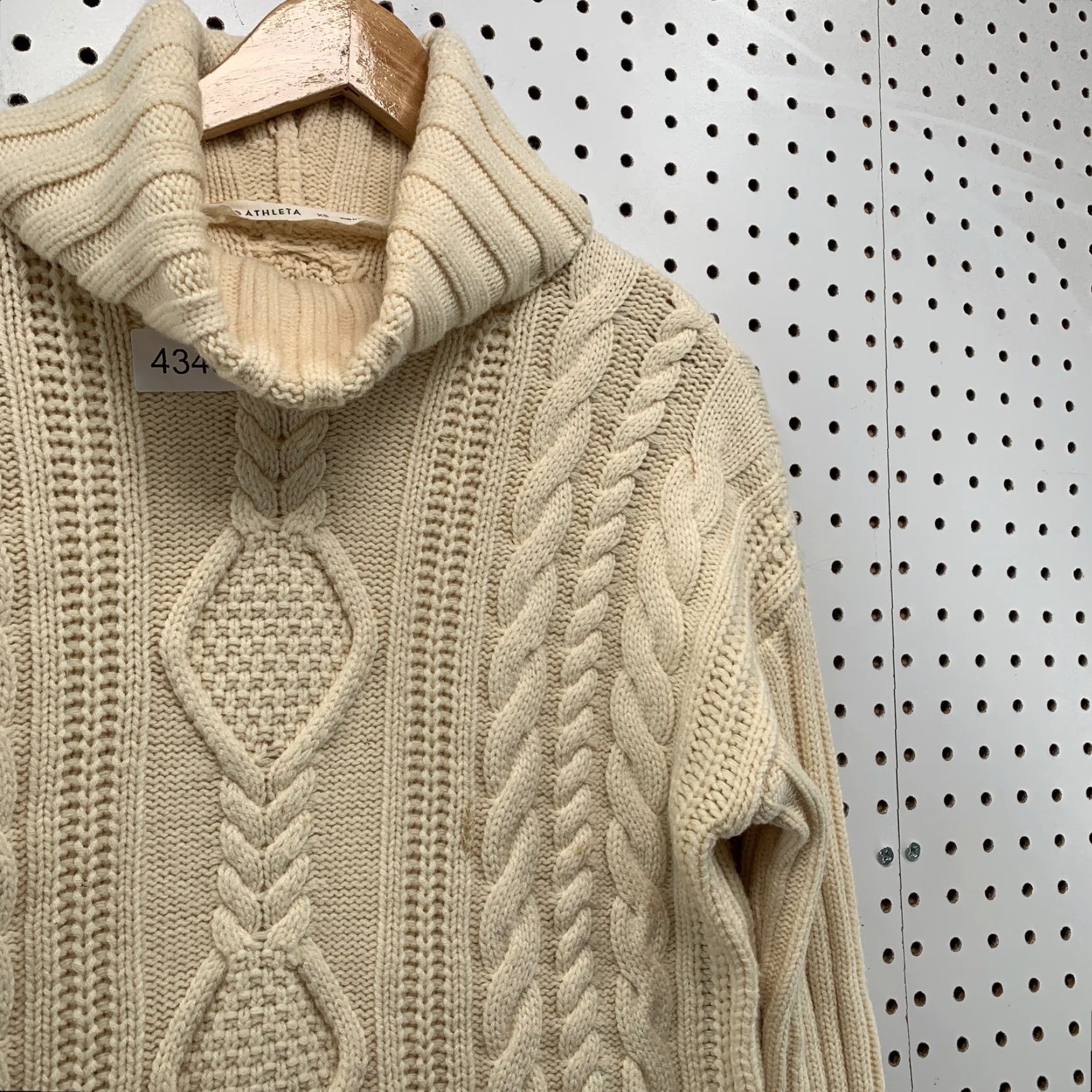 Athleta Athleta Sweater Adult XS Beige Merino Wool Cable Knit Turtleneck Womens Size XS / US 0-2 / IT 36-38 - 6 Thumbnail