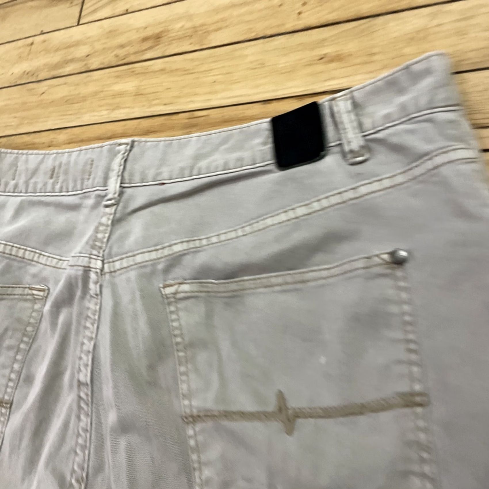 Rusty RUSTY Indi Slim Pants Men 36x32 Khaki Summer Lightweight 36W 32L Beige Slim Straight 90s Preppy Casual Workwear - Size US 36 / EU 52 - 7 Thumbnail