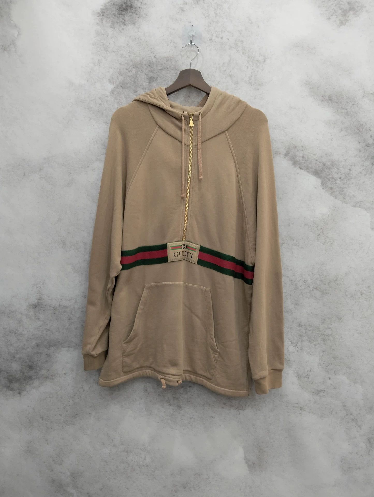 Gucci Gucci Beige Hoodie M Women Size M / US 6-8 / IT 42-44 - 1 Thumbnail