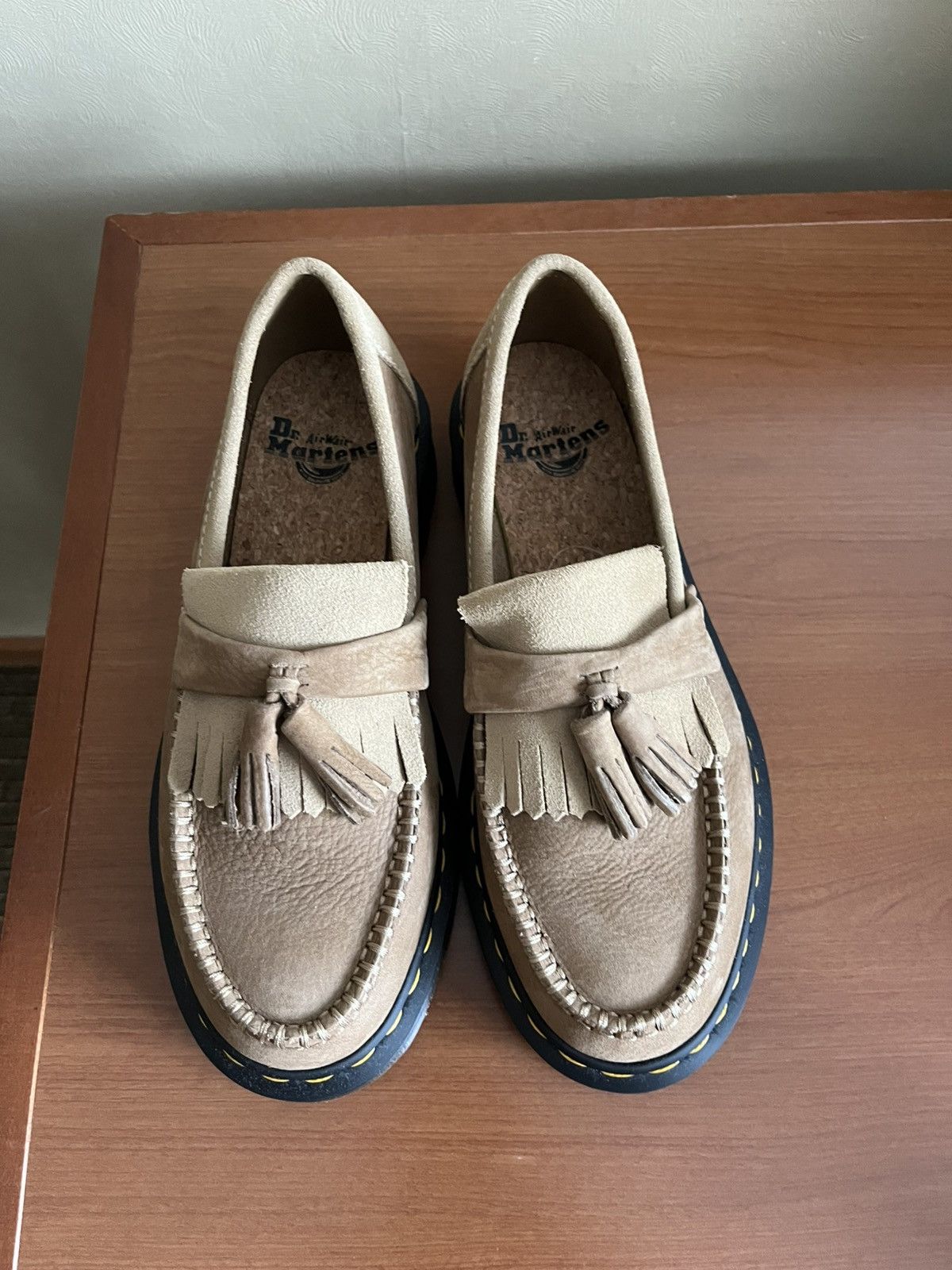 Dr. Martens Dr Martens Loafers Size US 6 / EU 39 - 2 Thumbnail