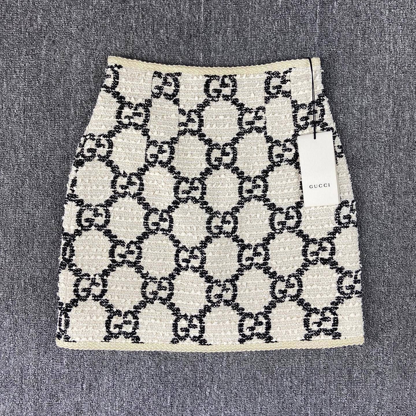 Gucci Gucci GG Logo Mini Skirt Size 38 Size 26" / US 2 / IT 38 - 1 Thumbnail