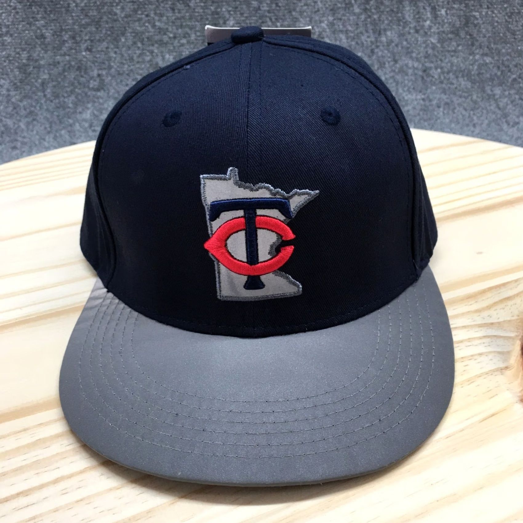 Twins Minnesota Twins Melonwear Baseball Cap Men Blue OS Adjustable Curved Brim Cotton Size ONE SIZE - 2 Thumbnail