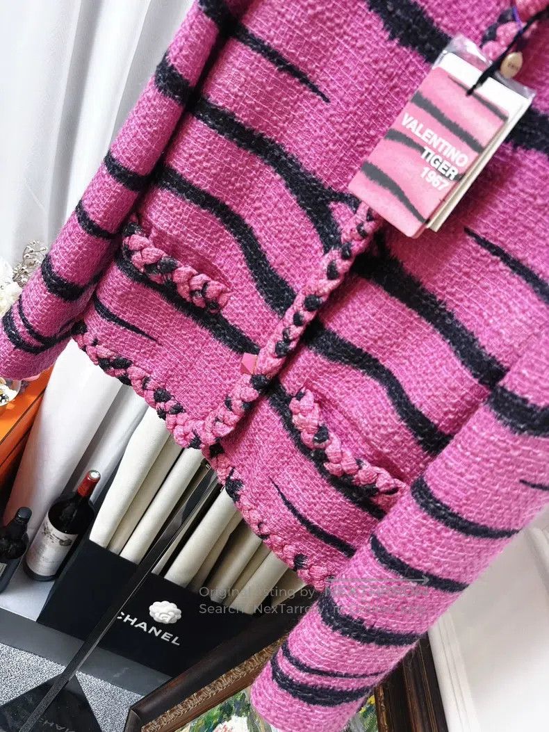 Valentino Valentino Limited edition pink tiger pattern coarse clay w Size M / US 6-8 / IT 42-44 - 4 Thumbnail