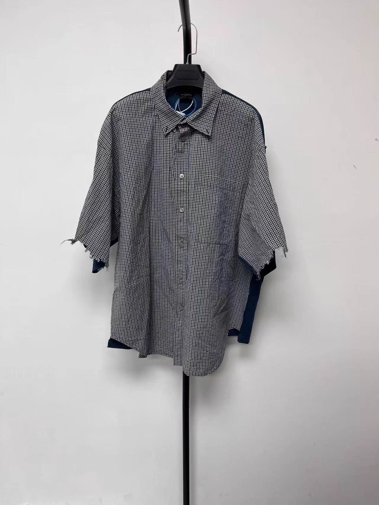 Balenciaga Balenciaga Gingham cotton-linen oversize men's shirt 2 Size US M / EU 48-50 / 2 - 1 Thumbnail