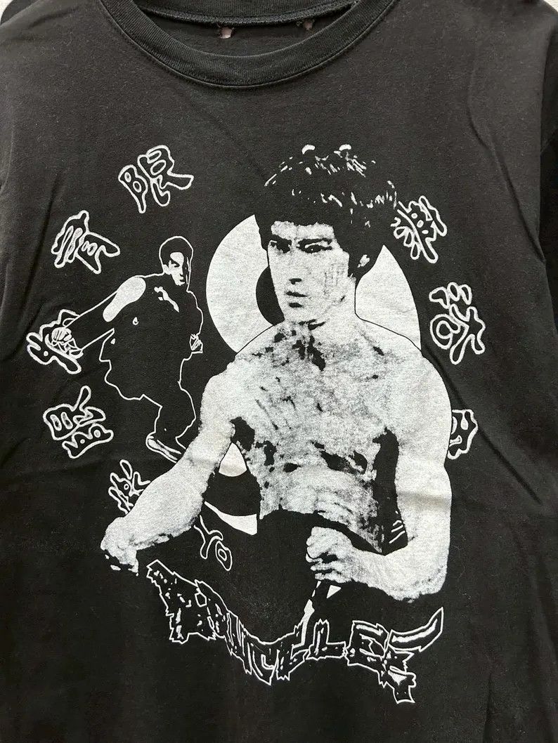 Vintage Vintage 2000s Bruce Lee tshirt size L Size US L / EU 52-54 / 3 - 3 Thumbnail