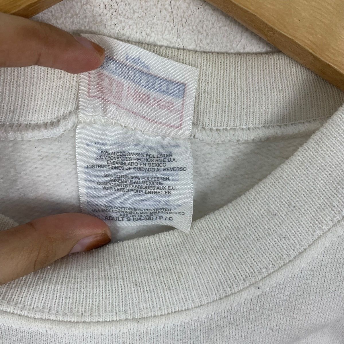 Vintage Vintage 88 TEES HAWAII Rainbow Logo Hanes Sweatshirt Sweater Size S / US 4 / IT 40 - 10 Thumbnail