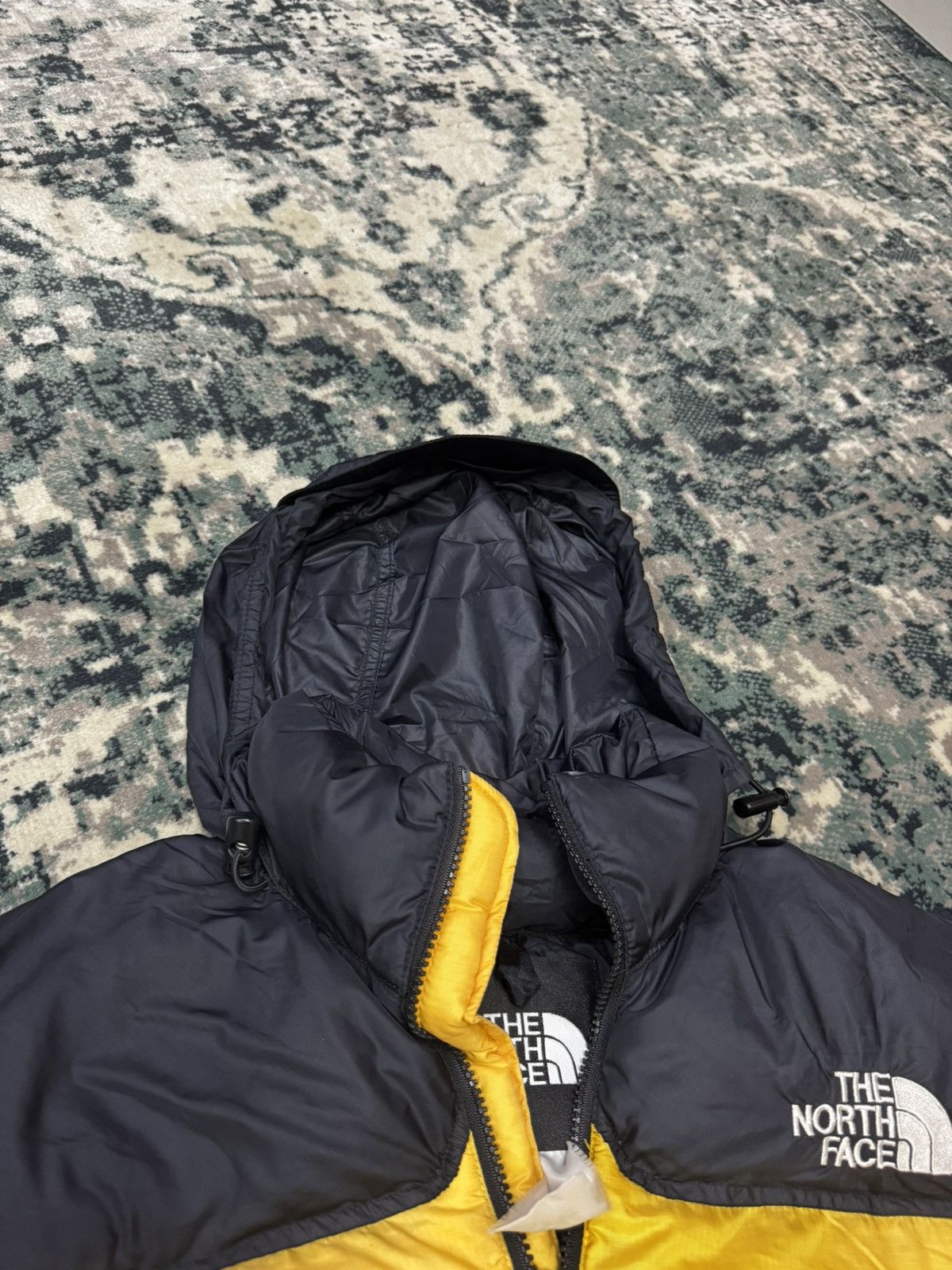 The North Face THE NORTH FACE NUPTSE GOOSE DOWN PUFFER VEST Size US L / EU 52-54 / 3 - 16 Thumbnail