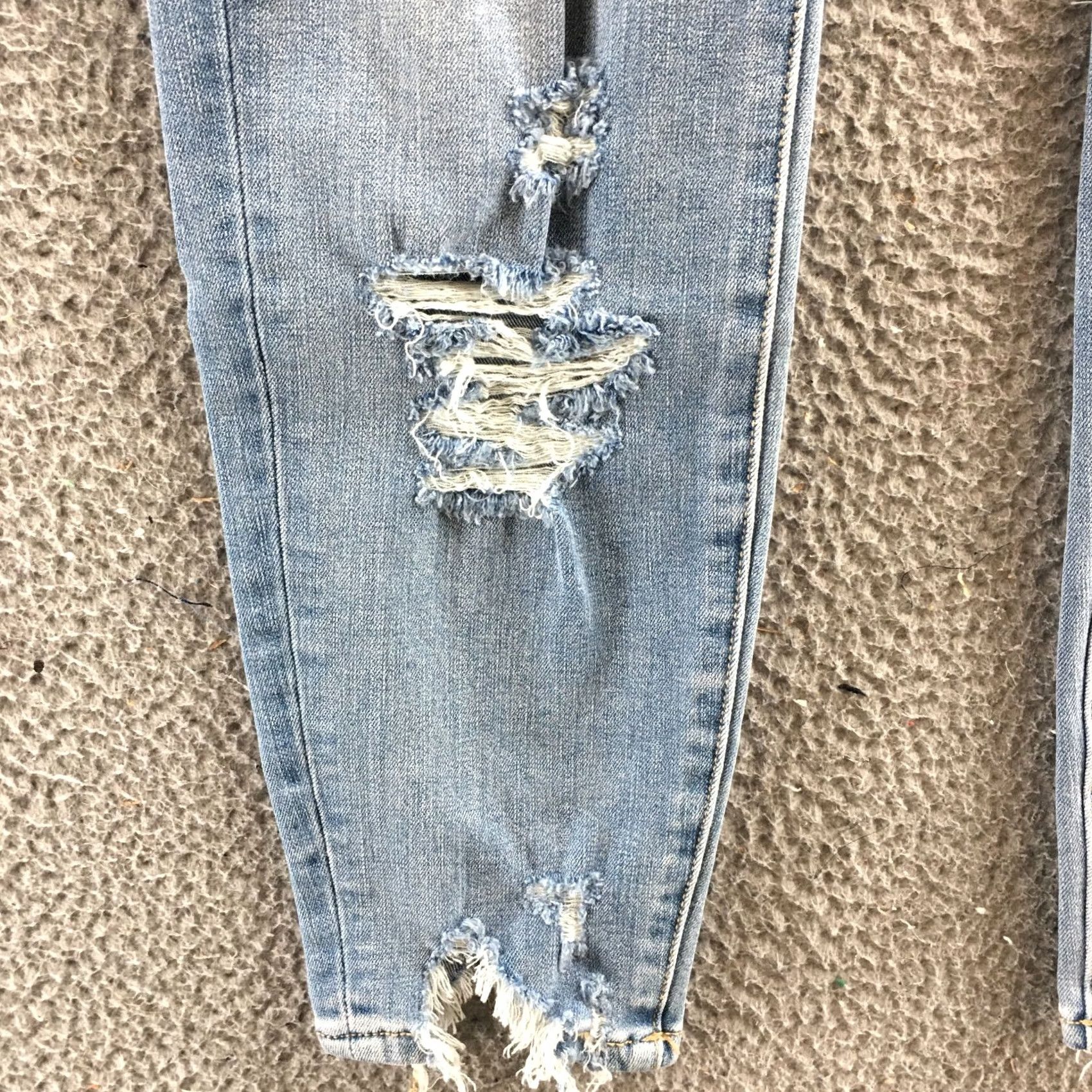 American Eagle Outfitters American Eagle Outfitters Skinny Jeans Womens 8 Blue Denim Mid Rise Distressed Zip Fly Size 30" / US 8 / IT 44 - 7 Thumbnail