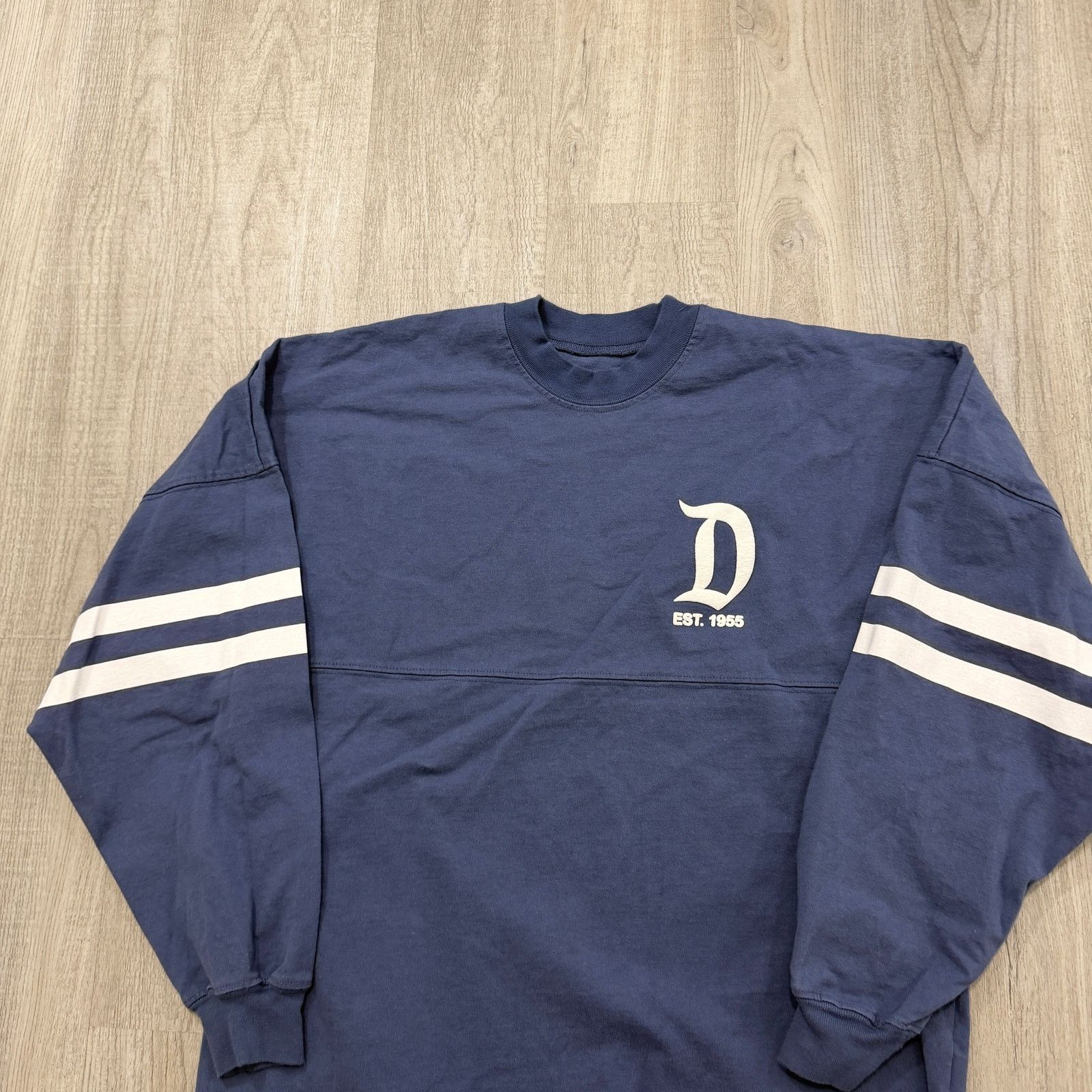 Disney Disney Disneyland Resort Spirt Jersey Shirt Size Small Blue Size US S / EU 44-46 / 1 - 2 Thumbnail