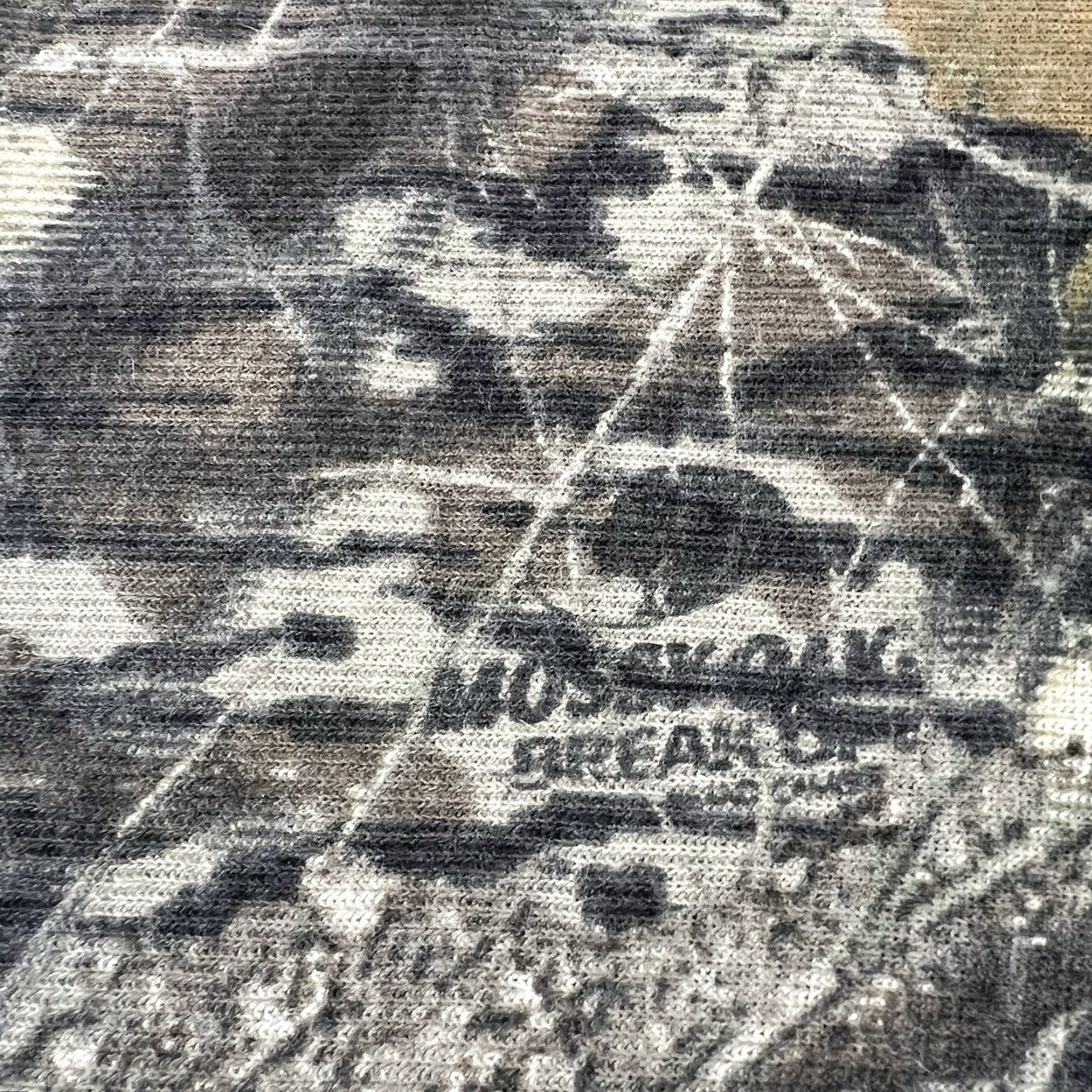 Vintage VINTAGE Mossy Oak T-Shirt Mens 2XL Crew Neck Long Sleeve Green Camouflage All Weather Outdoor Clothing Size US XXL / EU 58 / 5 - 3 Thumbnail