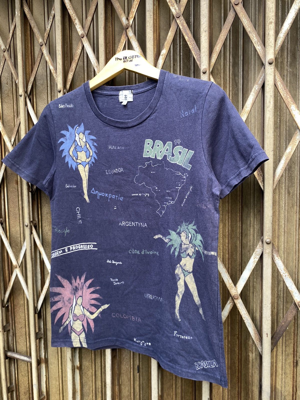 Takeo Kikuchi Vintage Takeo Kikuchi Brazil Souvenir Tee Size US S / EU 44-46 / 1 - 2 Thumbnail