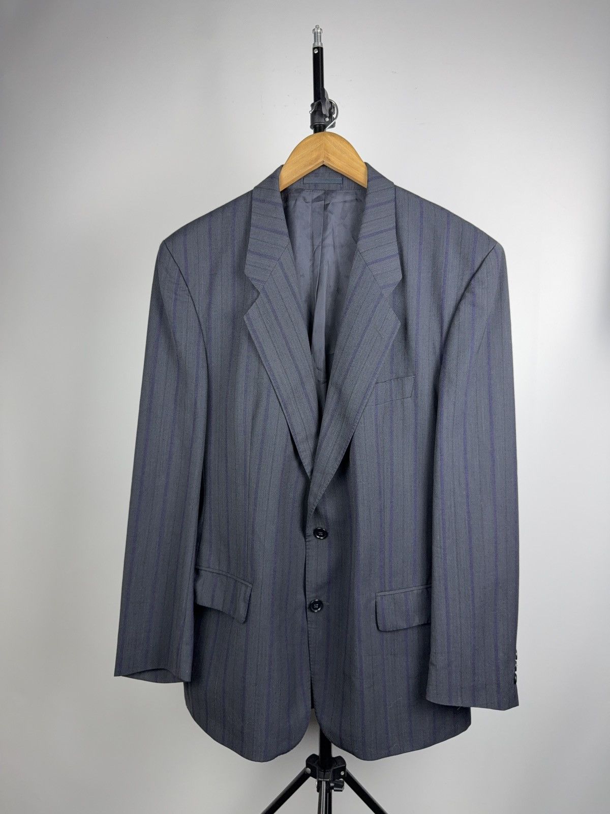 Hugo Boss 00s Hugo Boss Wool Blazer Pinstripe Grey Jacket Classic Fit Size 42R - 1 Thumbnail