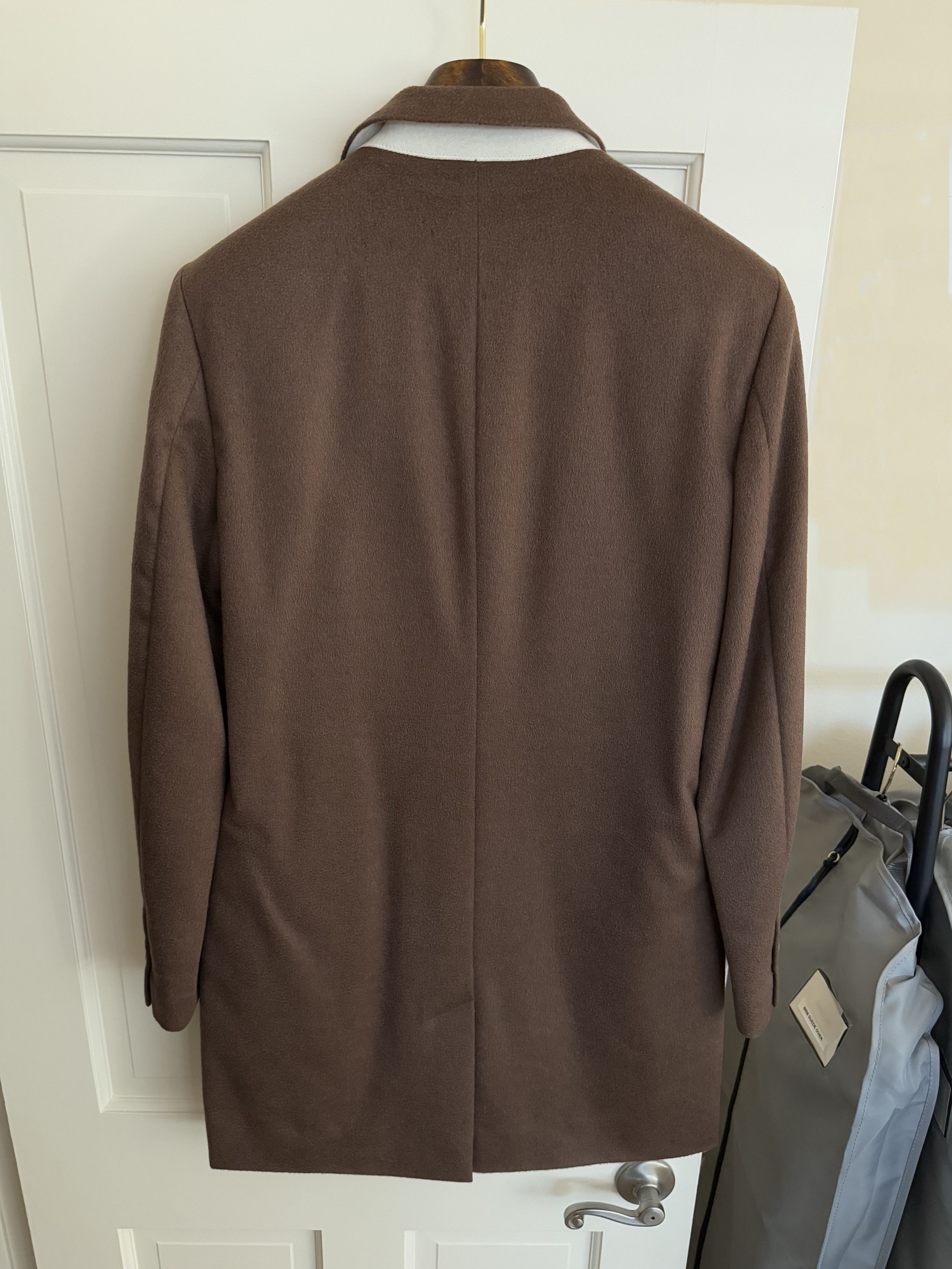 AMI Coveted $2K AMI Cashmere, Chris Evans Knives Out inspired Size US S / EU 44-46 / 1 - 20 Thumbnail