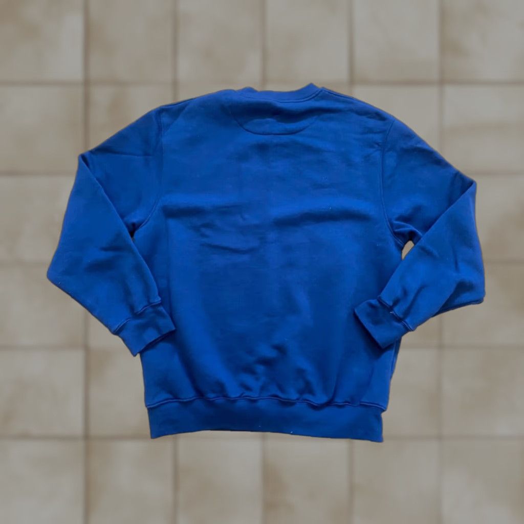 Nike VINTAGE Nike Sweatshirt Shirt Mens Large Blue Logo 90s Silver Tag Embroidered Swoosh Crew Neck Knit Cotton Size US L / EU 52-54 / 3 - 1 Thumbnail