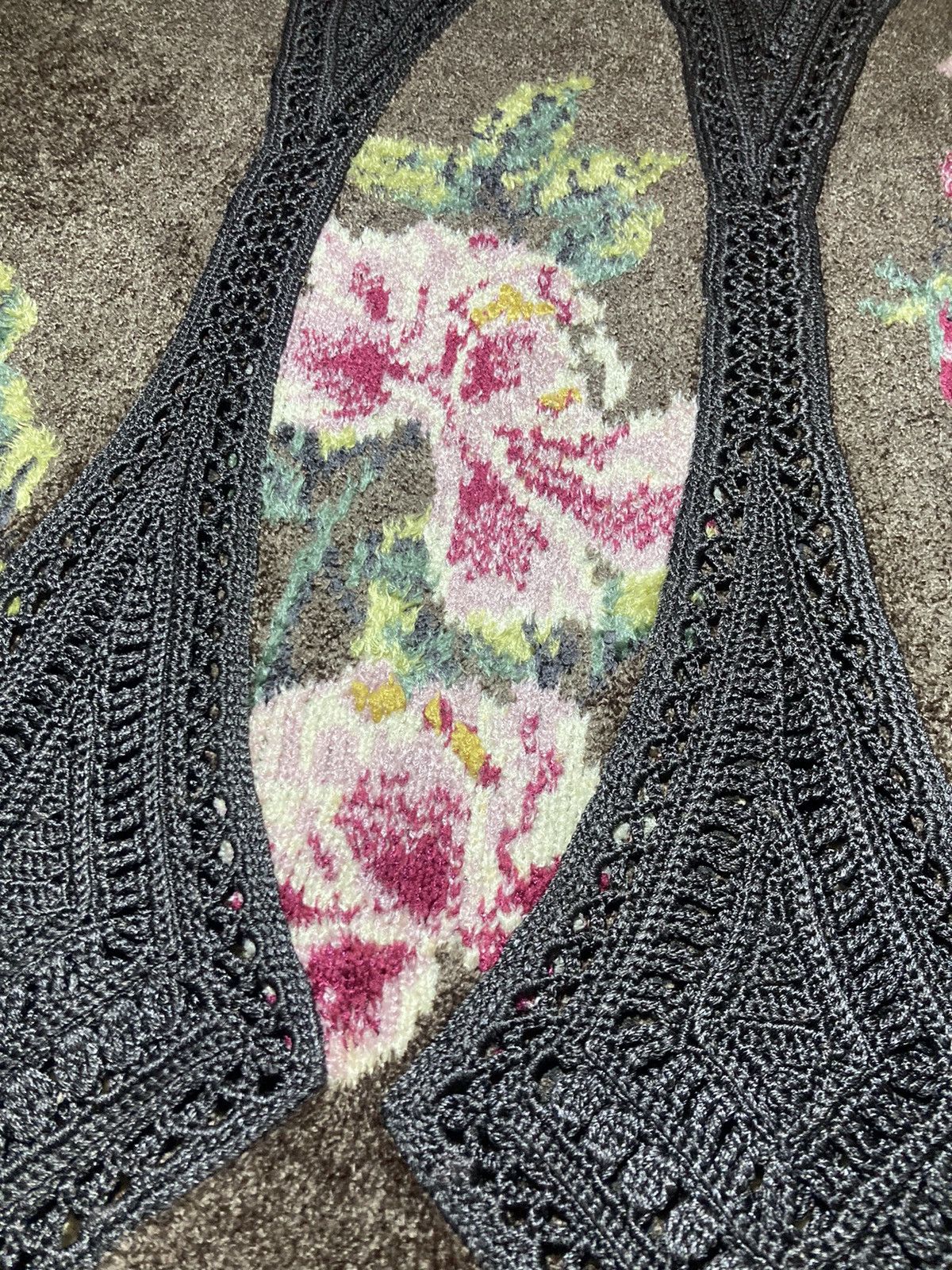 Japanese Brand × Yoshiyuki Konishi AW98 Yoshiyuki Konishi Floral Knit Lace Sweater Brown 90s Size US L / EU 52-54 / 3 - 7 Thumbnail