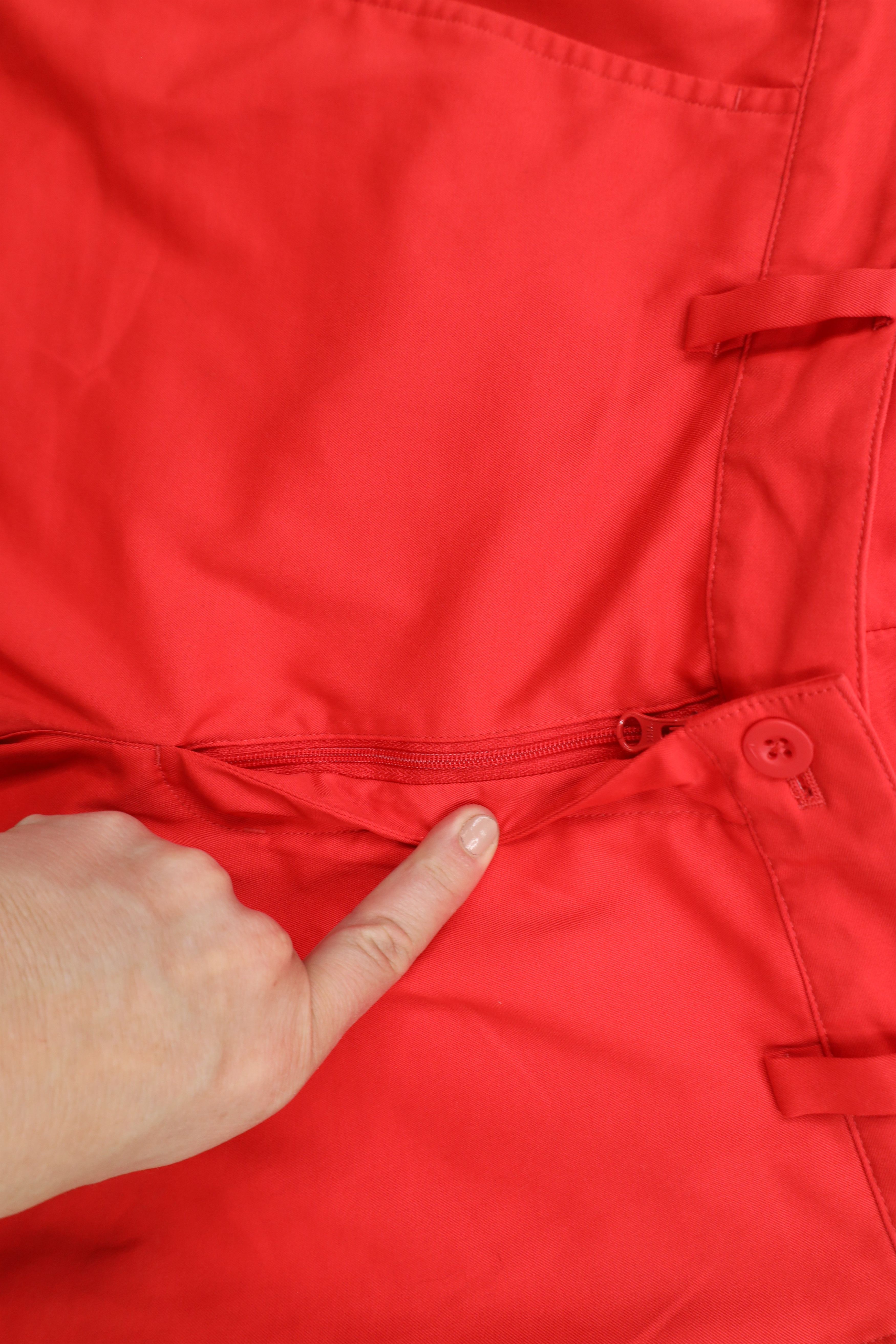 Nike × Vintage Nike Golf Flat Front Golfing Chino Shorts Solar Red Size US 30 / EU 46 - 7 Thumbnail