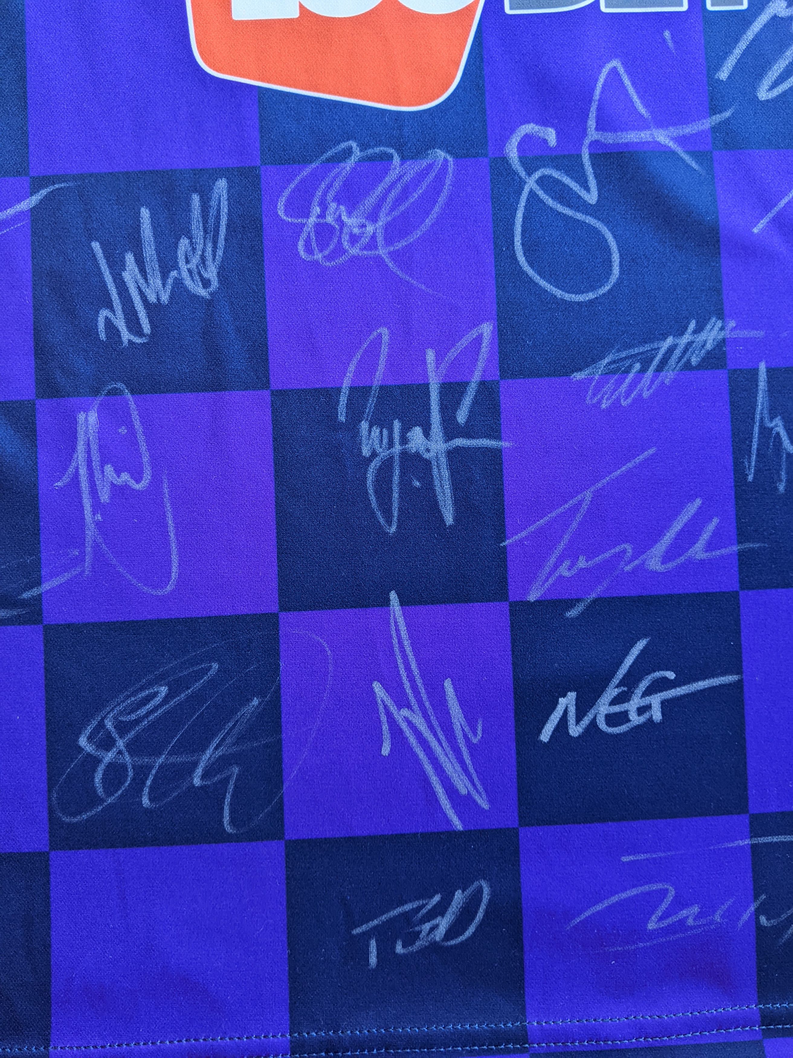 Errea Errea Wigan Warriors Rugby Jersey Shirt Signed Autographs Size US M / EU 48-50 / 2 - 10 Thumbnail