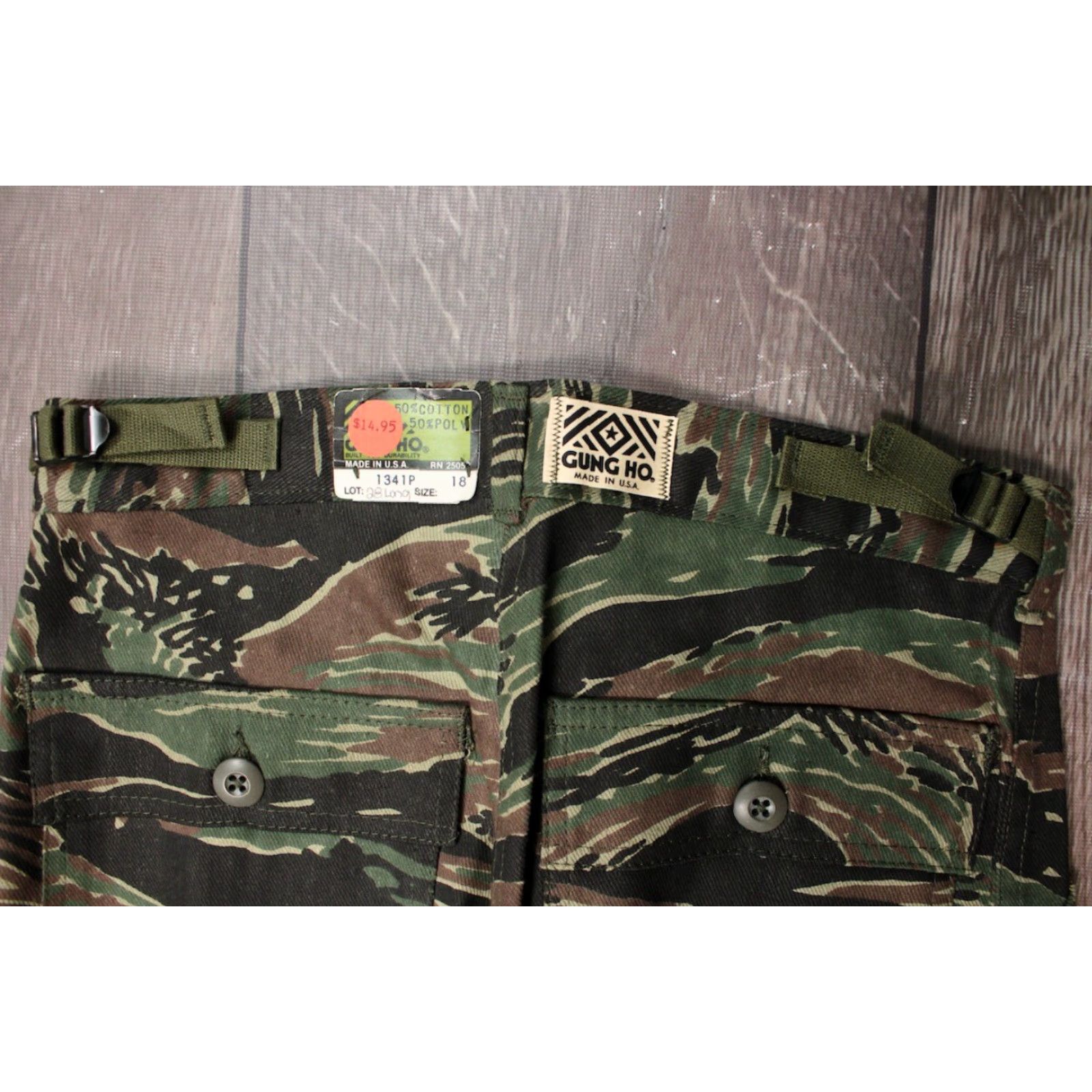 Vintage VINTAGE Gung Ho Tiger Stripe Camo Pants Mens 28 Long 70s 80s NOS Military Look 32.5 Inseam Size US 28 / EU 44 - 7 Thumbnail