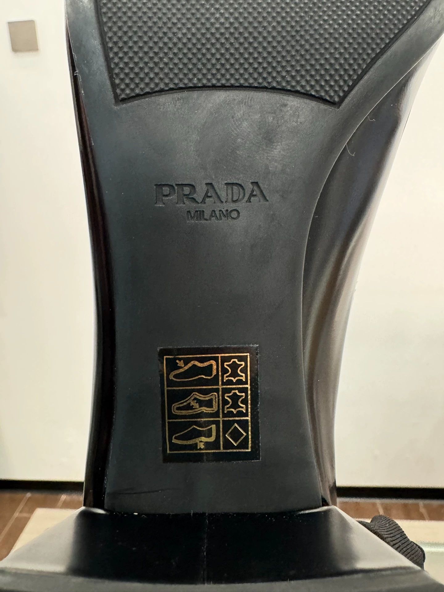 Prada Prada black triangular logo loafers Size US 7.5 / IT 37.5 - 8 Thumbnail