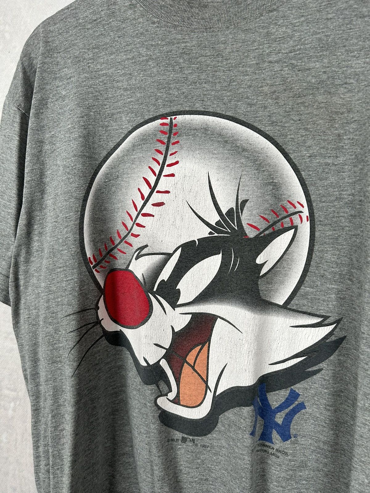 Nutmeg Vintage 1997 Looney Tunes MLB Sport Nutmeg 90s Hype Rare Size US M / EU 48-50 / 2 - 3 Thumbnail