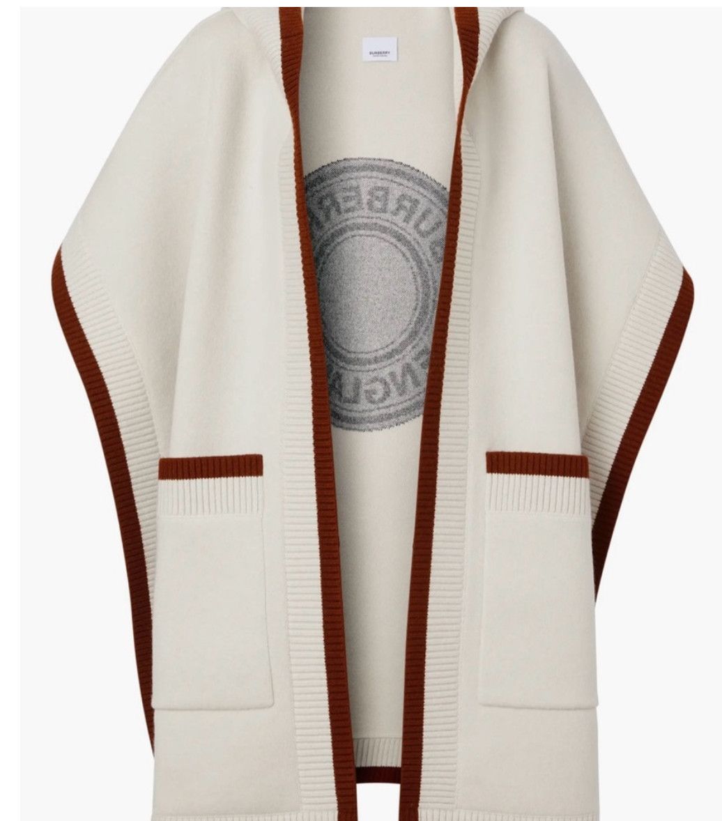 Burberry Carla hooded cape poncho Size ONE SIZE - 3 Thumbnail