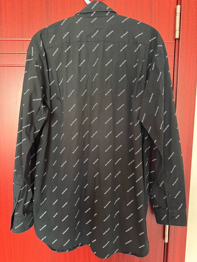 Balenciaga Balenciaga size 37 Fully printed barrage shirt Size US M / EU 48-50 / 2 - 2 Thumbnail