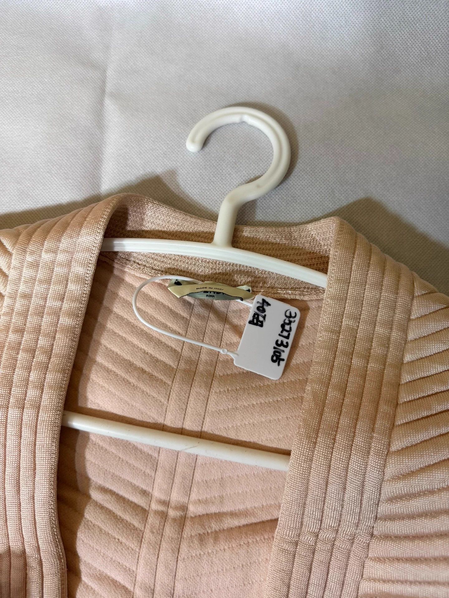 Fendi FENDI beige cardigan size 40 Size M / US 6-8 / IT 42-44 - 3 Thumbnail