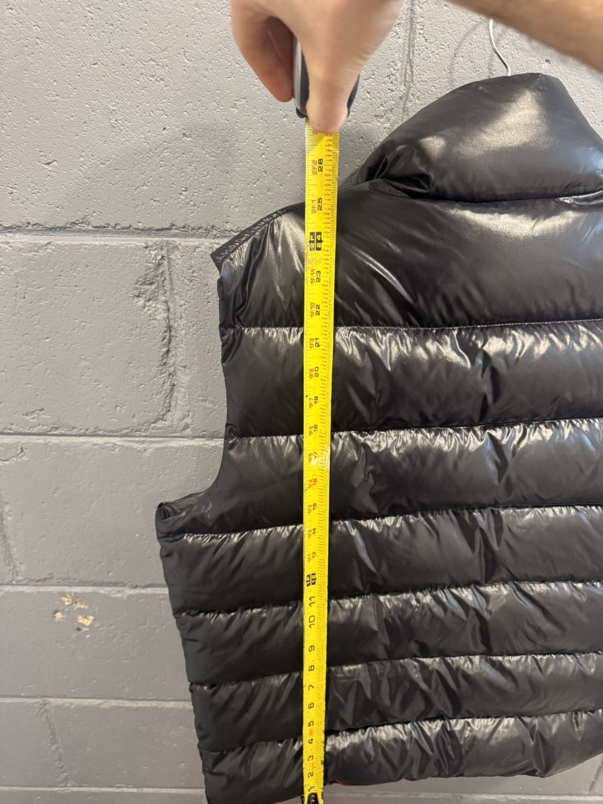 Moncler Moncler vest black Size US L / EU 52-54 / 3 - 5 Thumbnail