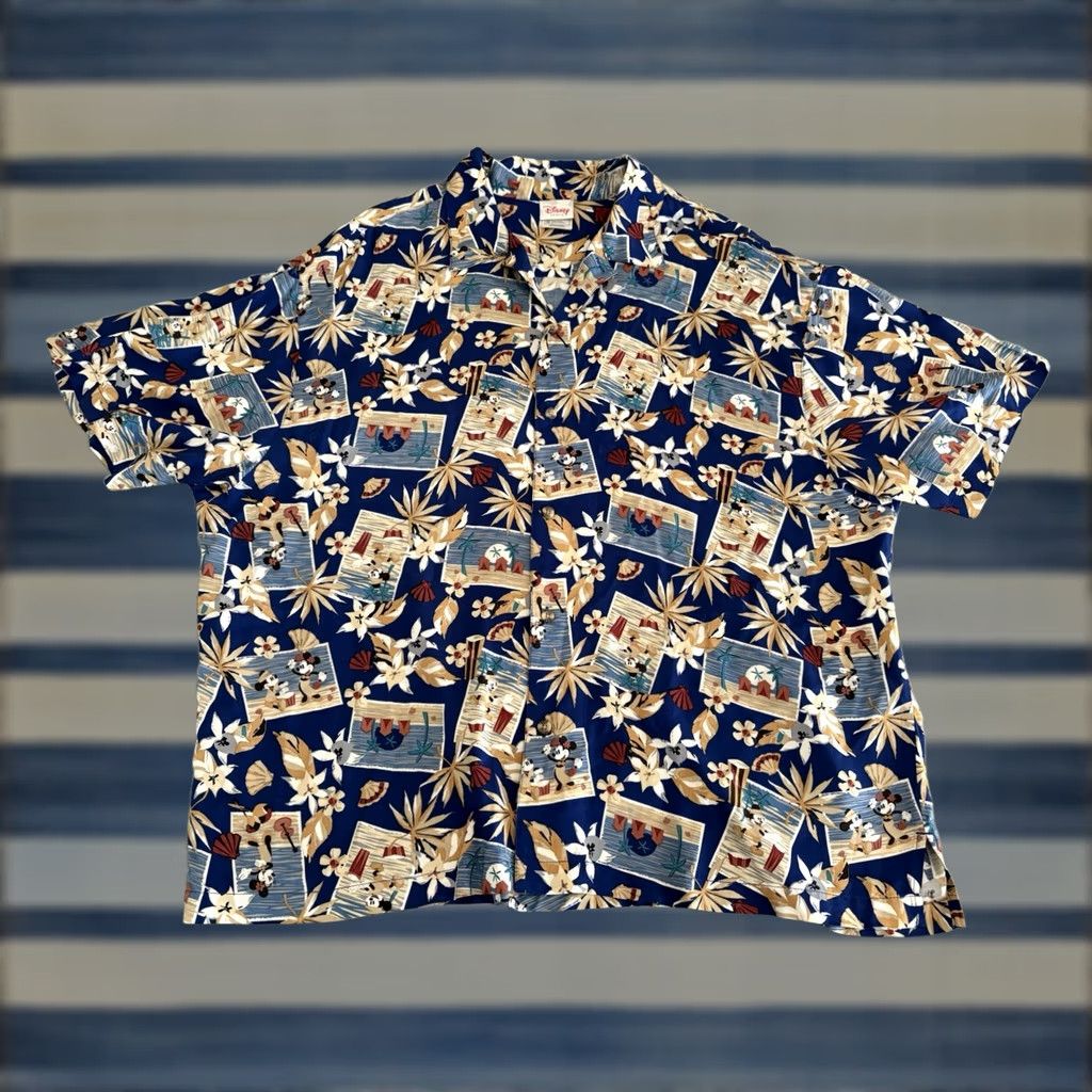 Disney Disney Mickey Mouse Minnie Mouse Button-Up Shirt XL Men Short Sleeve Rayon Hawaiian Beach Tropical Multicolor Size US XL / EU 56 / 4 - 1 Thumbnail