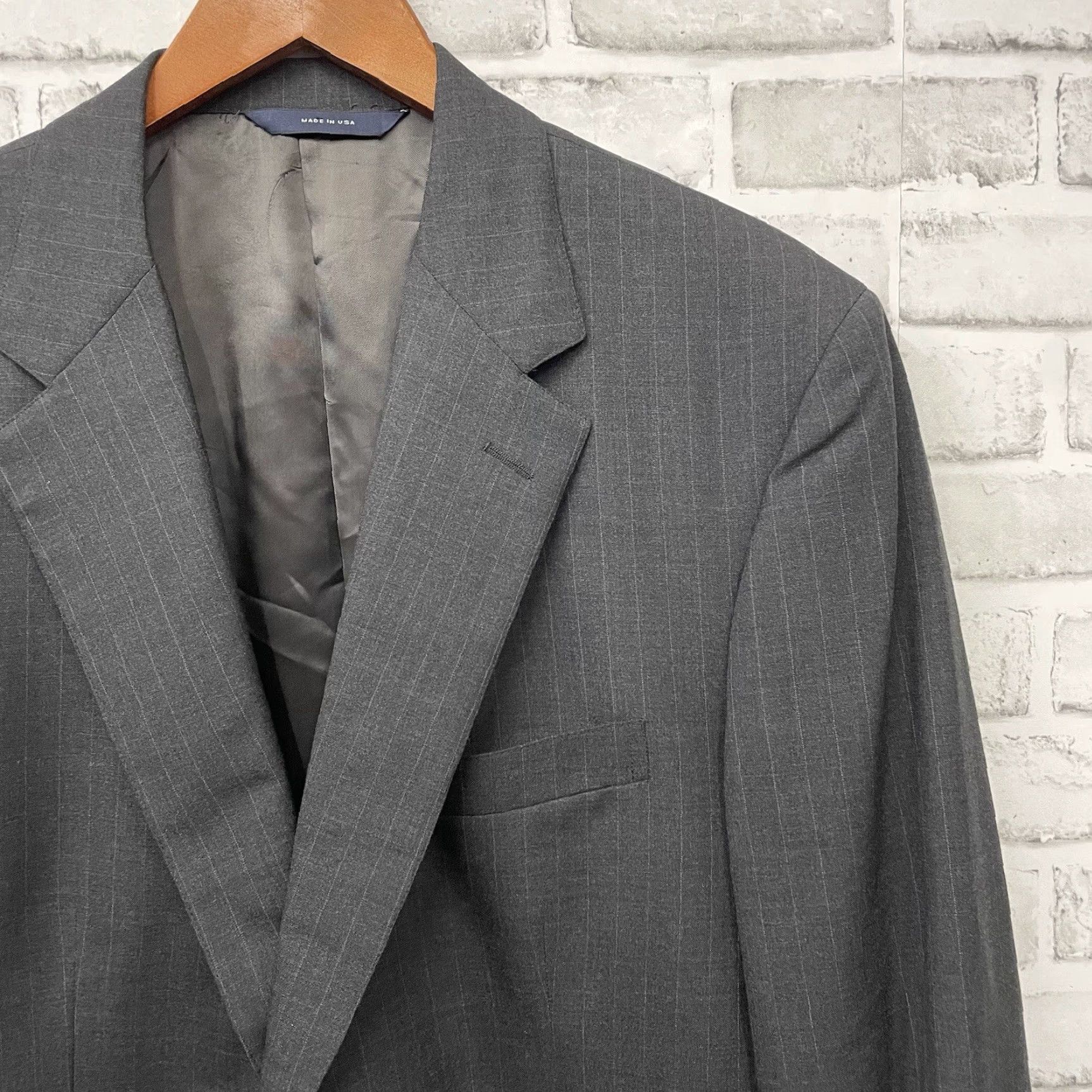 Brooks Brothers Brooks Brothers Brooks Ease 100% Wool PinStripe 2 Button Sport Coat Mens 43L Black Wool Sport Coat Mens 43 Regular Pinstripe Brooks Ease Nike Size US XS / EU 42 / 0 - 2 Thumbnail