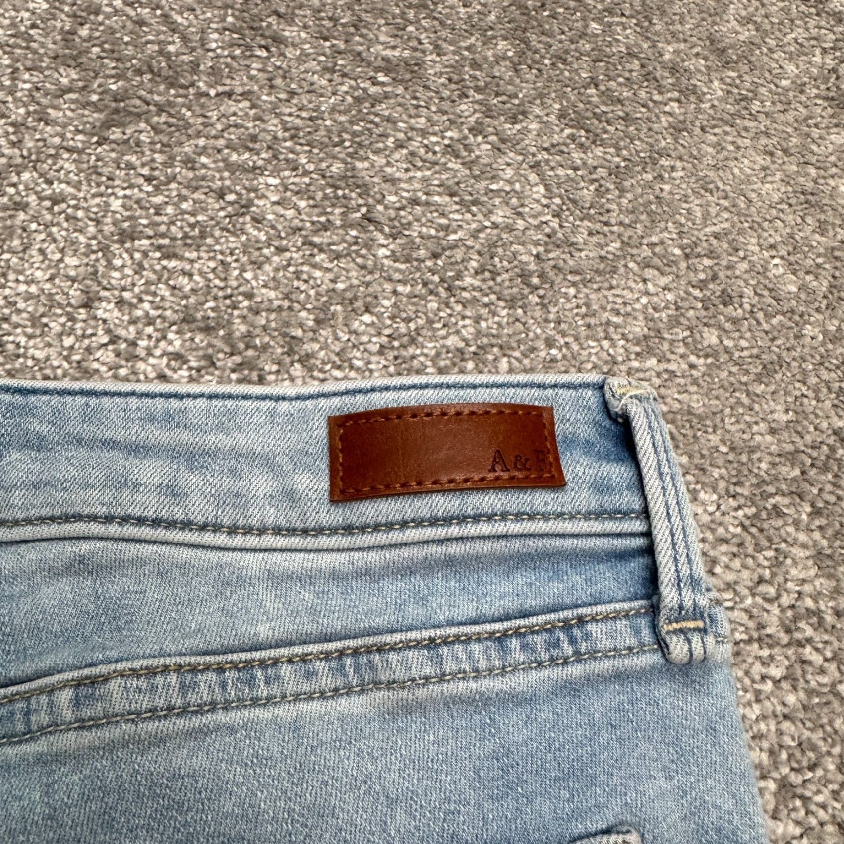 Abercrombie & Fitch VINTAGE Abercrombie & Fitch Denim Jeans Womens 27 Low Rise Ankle Distressed Slim Casualwear Streetwear Size 27" / US 4 / IT 40 - 5 Thumbnail