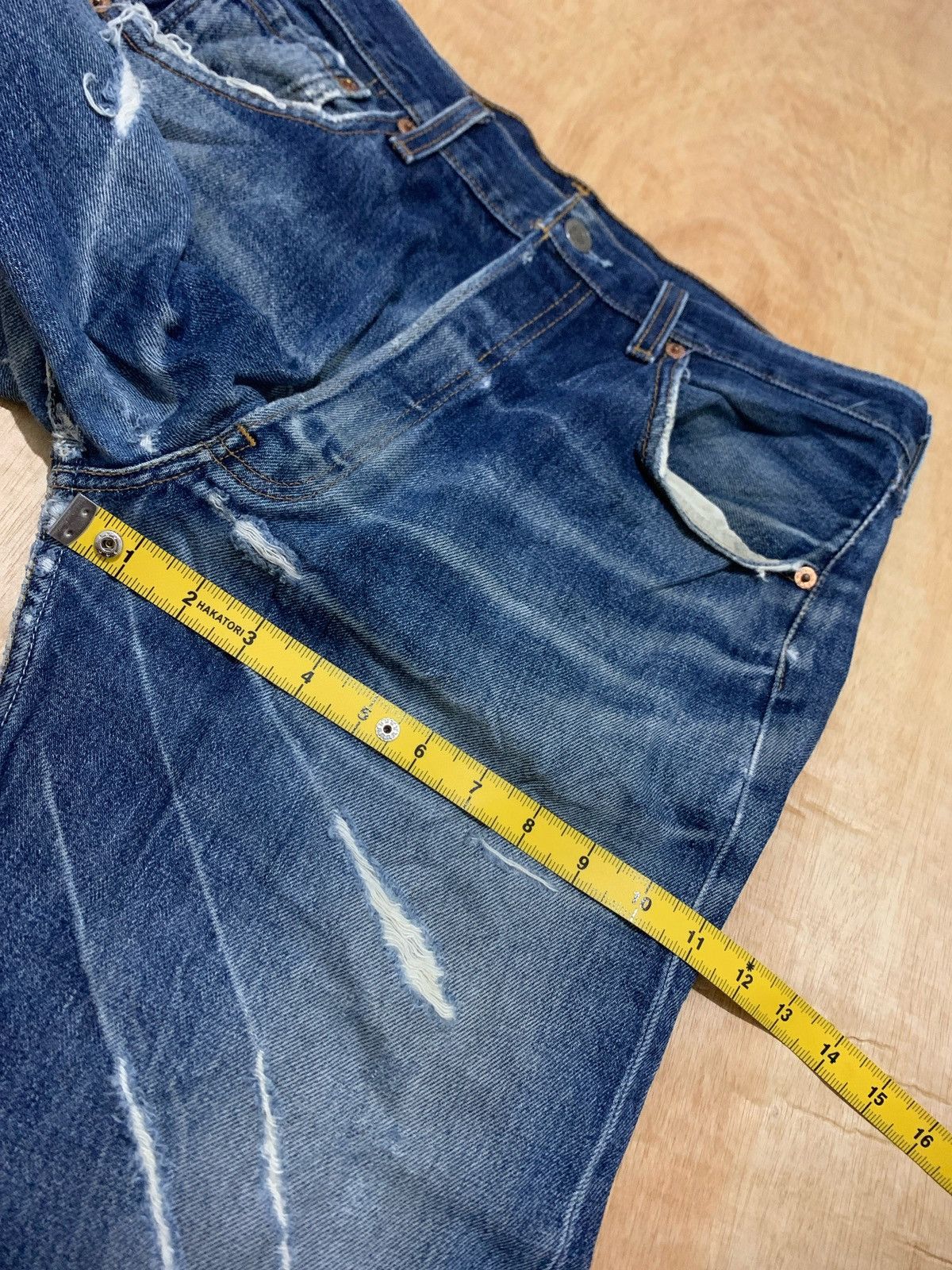 Levi's Vintage Clothing Vintage Levis 501xx Distressed Denim Jeans Size 34x36 Size US 34 / EU 50 - 12 Thumbnail