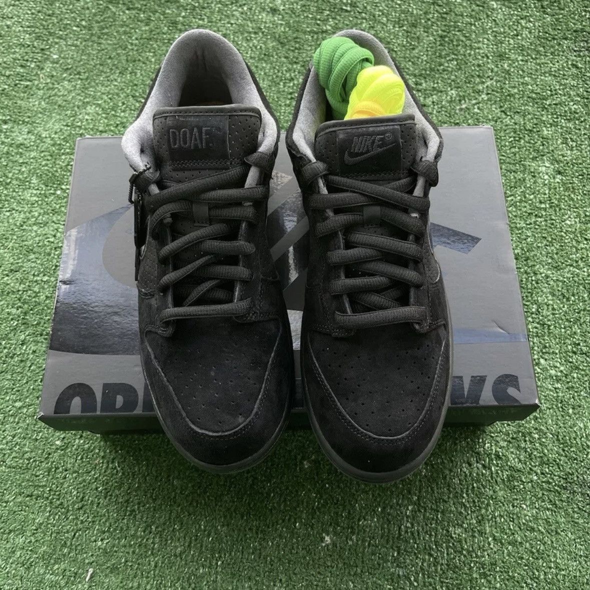 Nike Dunk Low What the Duck Black University of Oregon Alternate Size US 10 / EU 43 - 4 Thumbnail