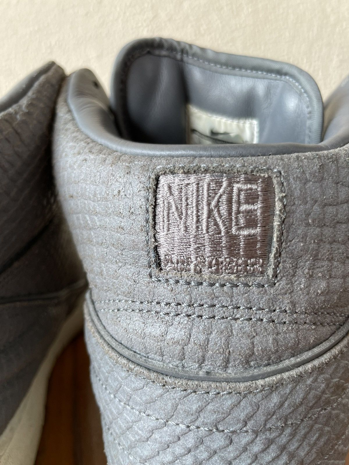 Nike × Vintage Nike Air Python SP Cool Grey Size US 10 / EU 43 - 8 Thumbnail