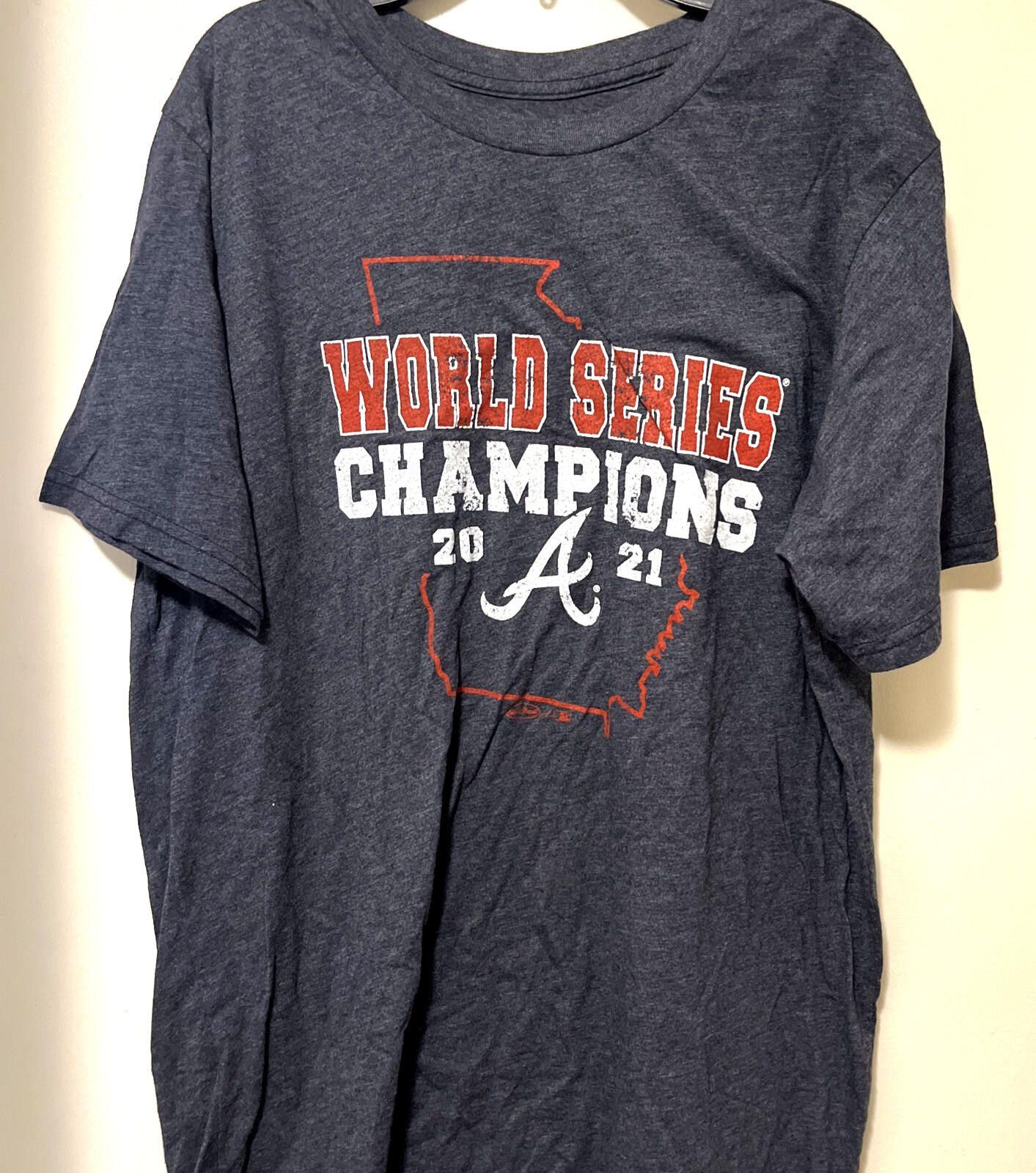 Other Atlanta Braves T-Shirt Men Large Gray 2021 World Series Size ONE SIZE - 1 Thumbnail