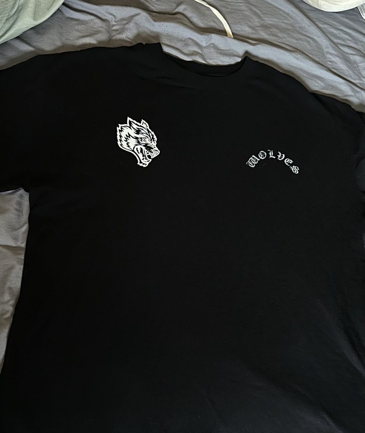 Darc Sport XL Darc Sport Wolves Worldwide Tee 9/2000 Limited Edition Size US XL / EU 56 / 4 - 2 Thumbnail