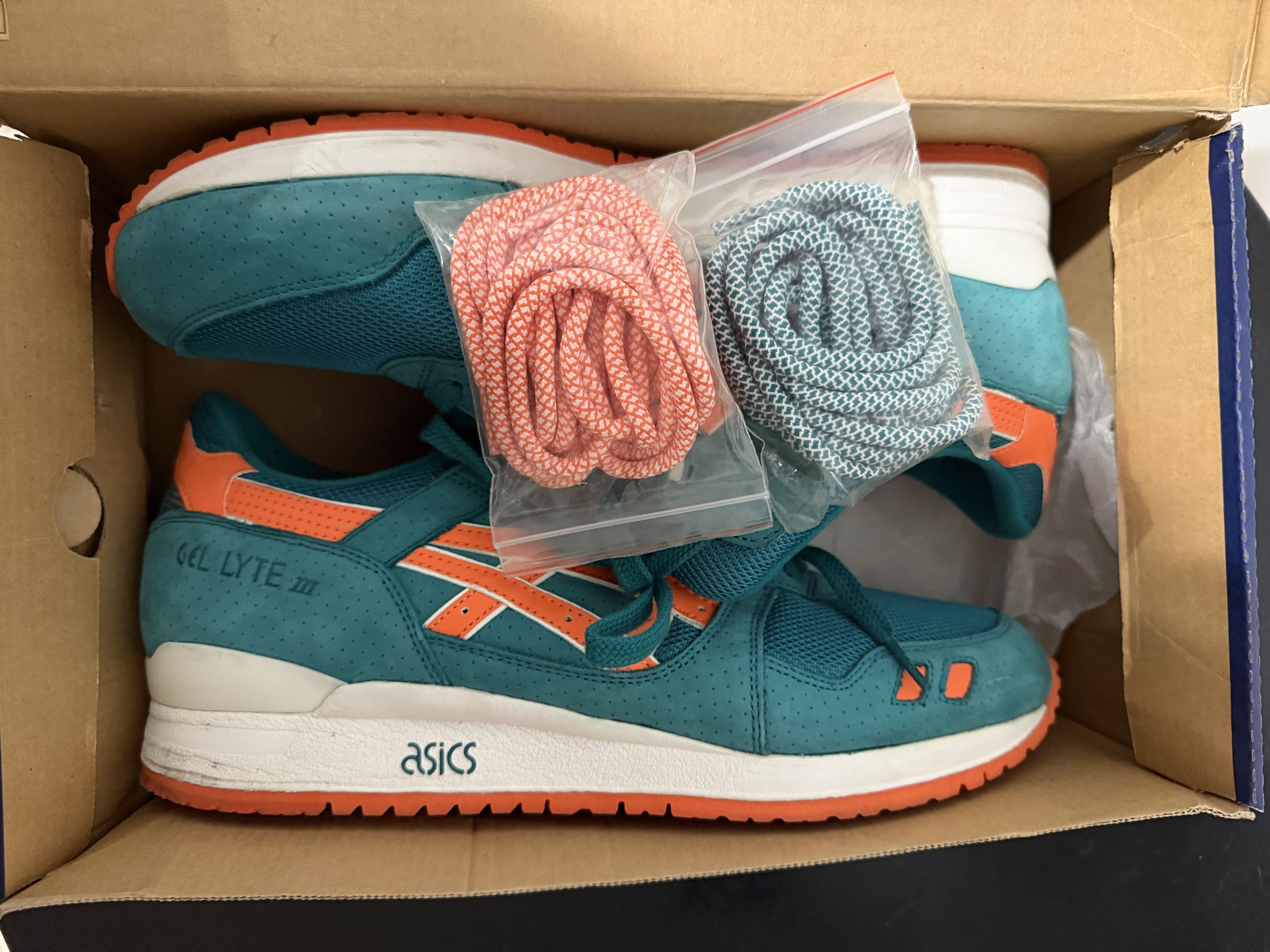 Asics × Kith Asics x Kith Gel Lyte III Miami Edition Size US 12 / EU 45 - 9 Thumbnail
