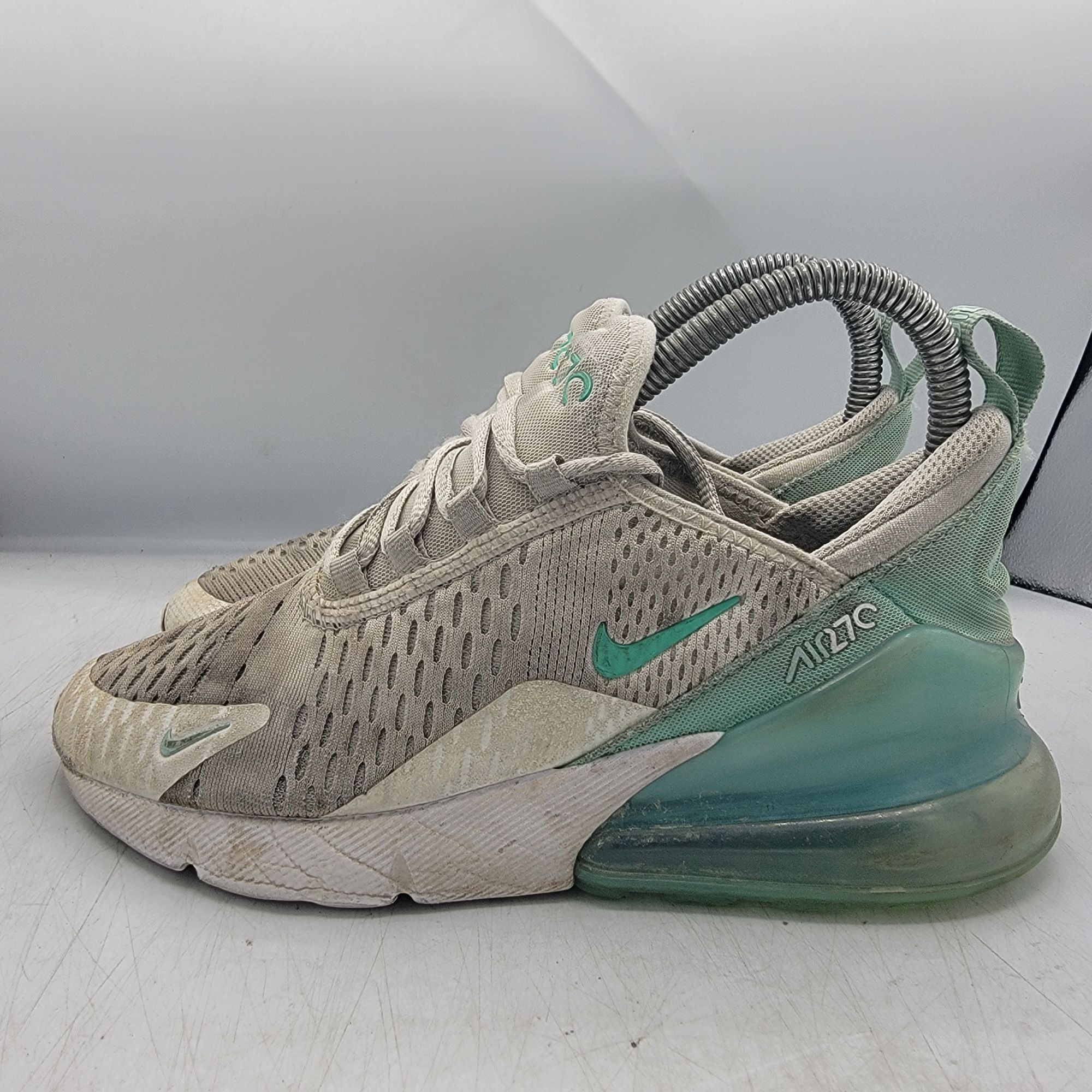Nike Nike Air Max 270 GS Womens 5.5 Summit White Emerald Rise Sho Size US 5.5 / IT 35.5 - 13 Thumbnail