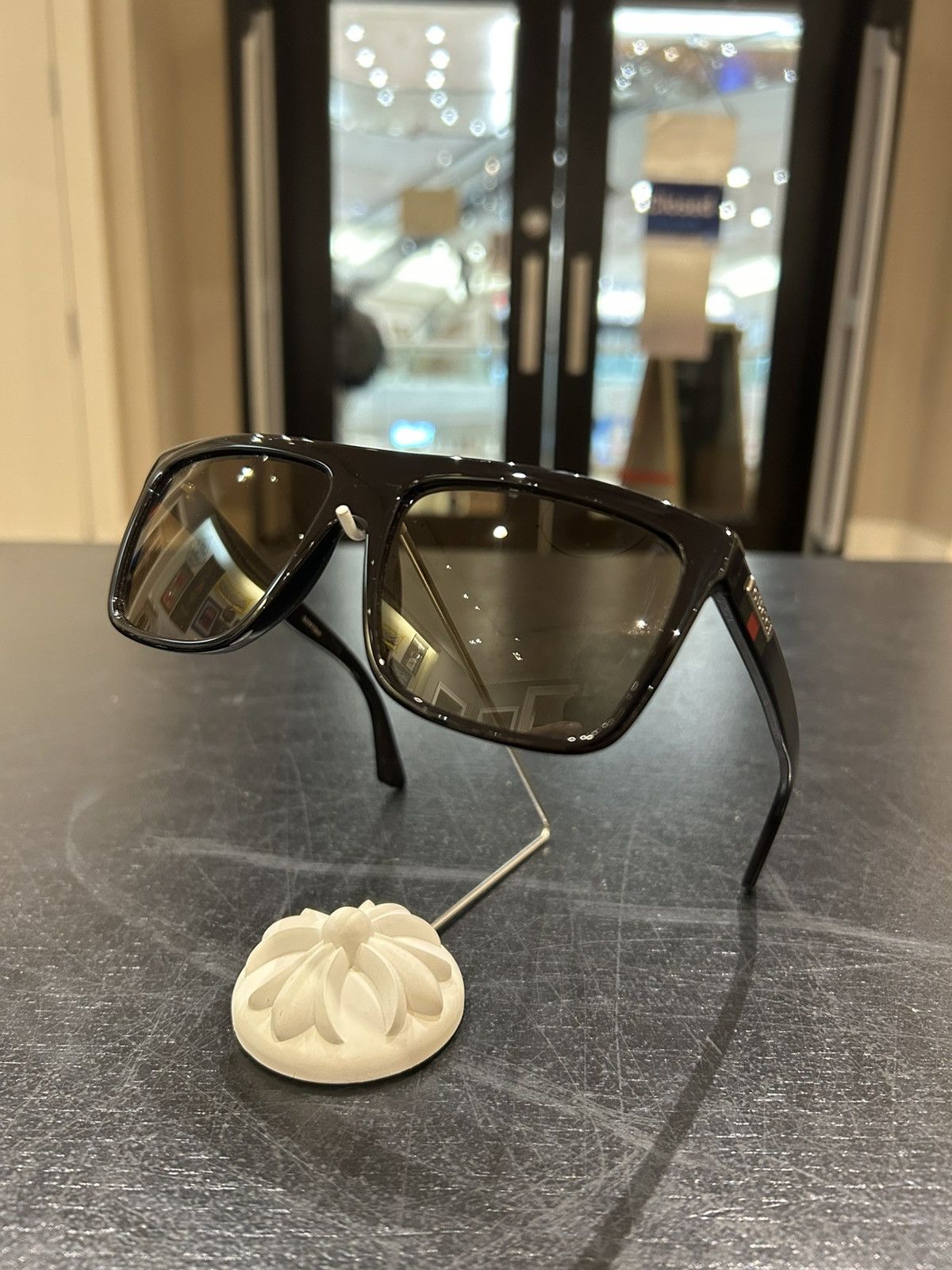 Gucci Gucci Oversized Square Sunglasses Size ONE SIZE - 1 Thumbnail