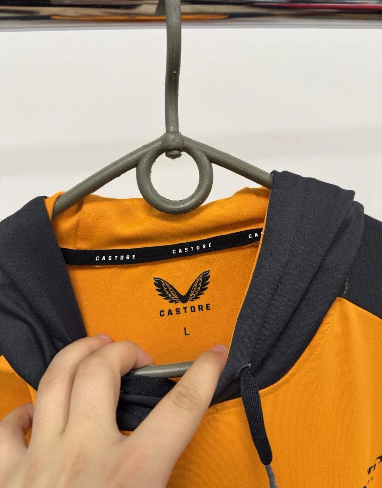 Malcolm McLaren McLaren F1 Hoodie Castore Formula Racing Official Product Size US L / EU 52-54 / 3 - 4 Thumbnail