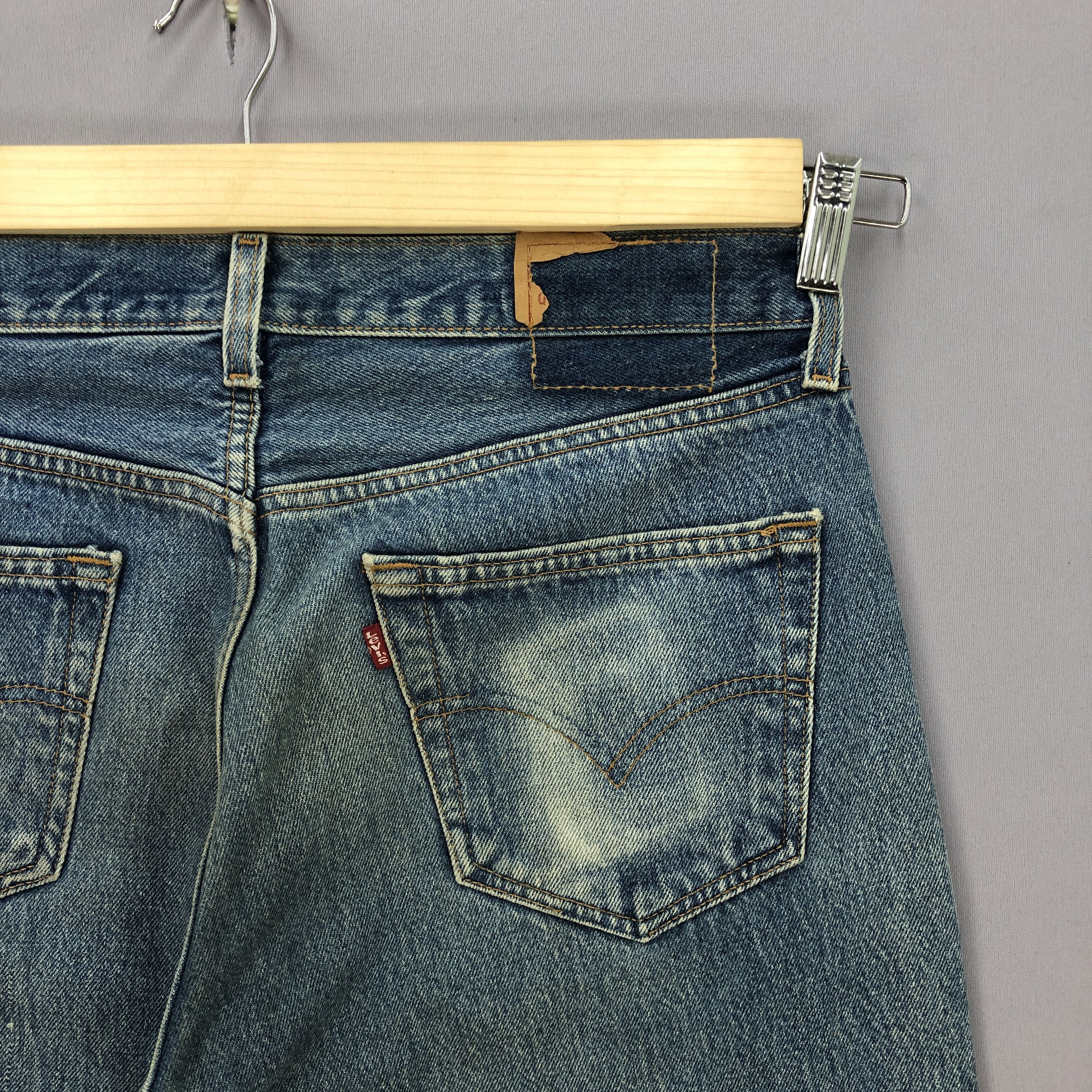 Levi's Vintage Levi's 501 Distressed Jeans Levis Light Wash Denim Size US 32 / EU 48 - 5 Thumbnail