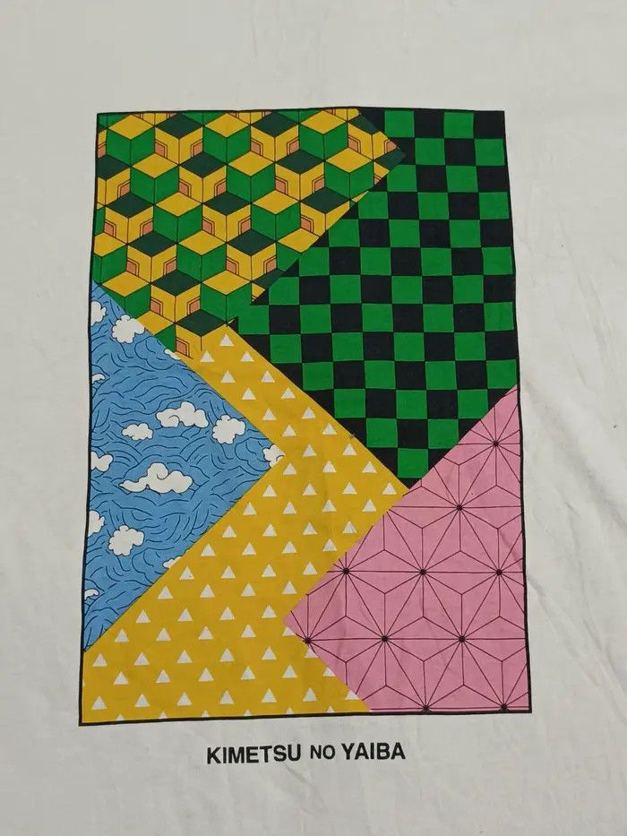Uniqlo Uniqlo Kimetsu No Yaiba T shirt Size US XL / EU 56 / 4 - 2 Thumbnail