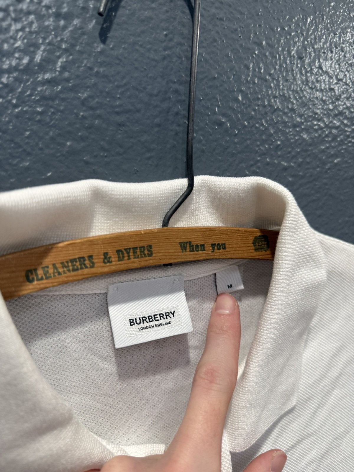 Burberry Burberry B Box Embroidered Mens Polo Medium Size US M / EU 48-50 / 2 - 2 Thumbnail