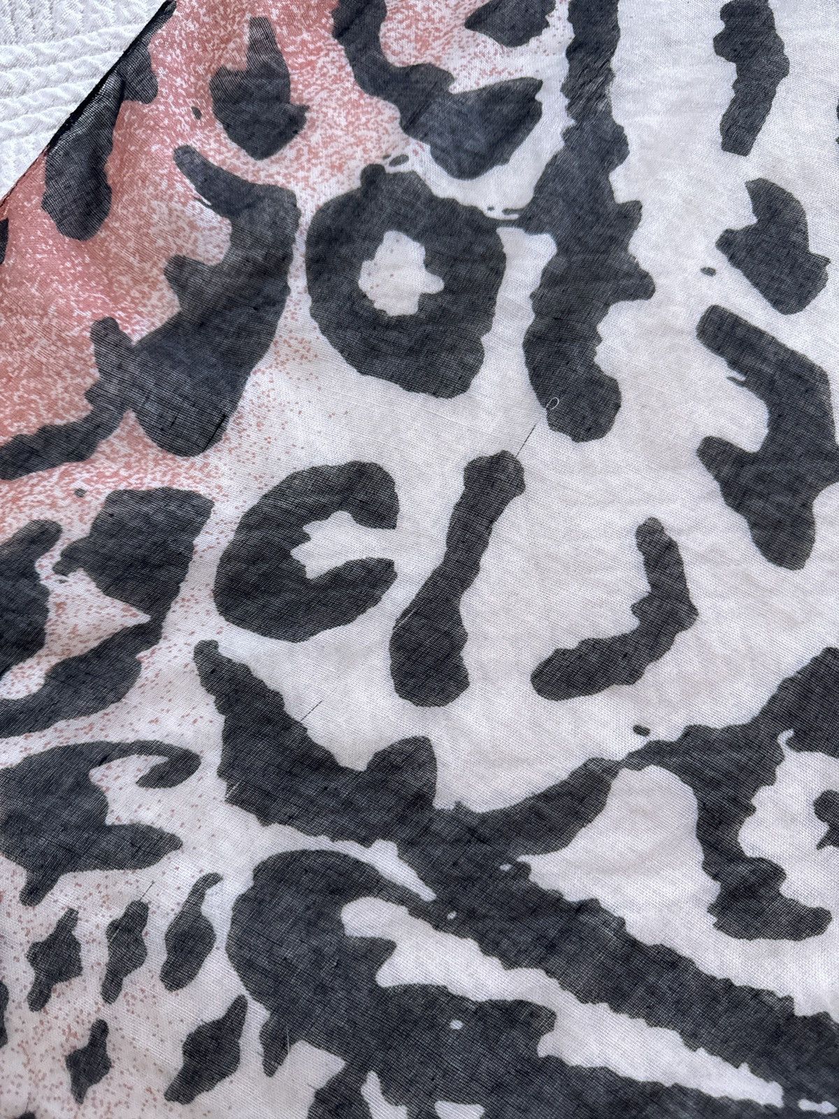 Vintage Vintage Scarf Skull Full Print Alexander McQueen style 90s Size ONE SIZE - 7 Thumbnail