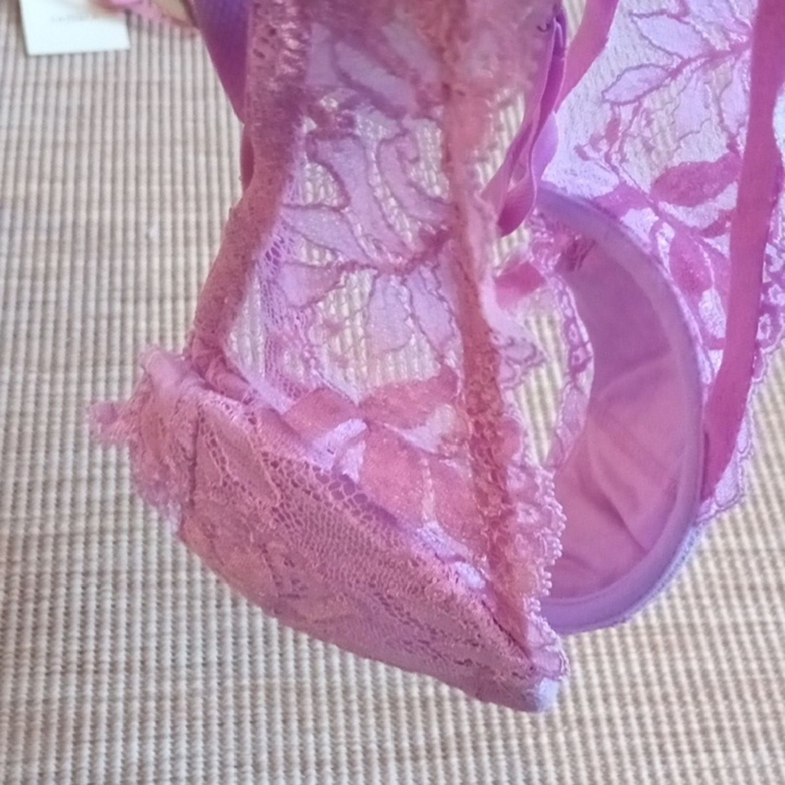 La Perla La Perla Delicate Lace Bra in Soft Pink 34B Size ONE SIZE - 5 Thumbnail