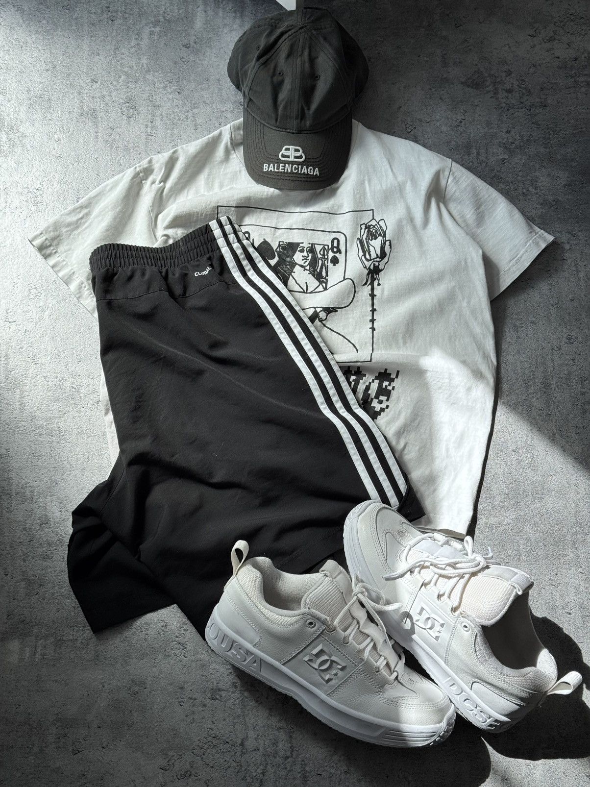 Adidas × Vintage Vintage Y2K Adidas Pinterest Shorts Streetwear 90s Size US 32 / EU 48 - 8 Thumbnail