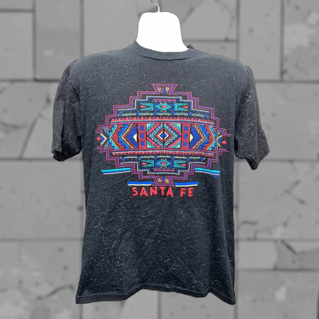 Jerzees VINTAGE Jeerzes Santa Fe 92 Wild West Graphic T-Shirt Mens L USA Black USA 90s Wild West Mens L Size US L / EU 52-54 / 3 - 1 Thumbnail