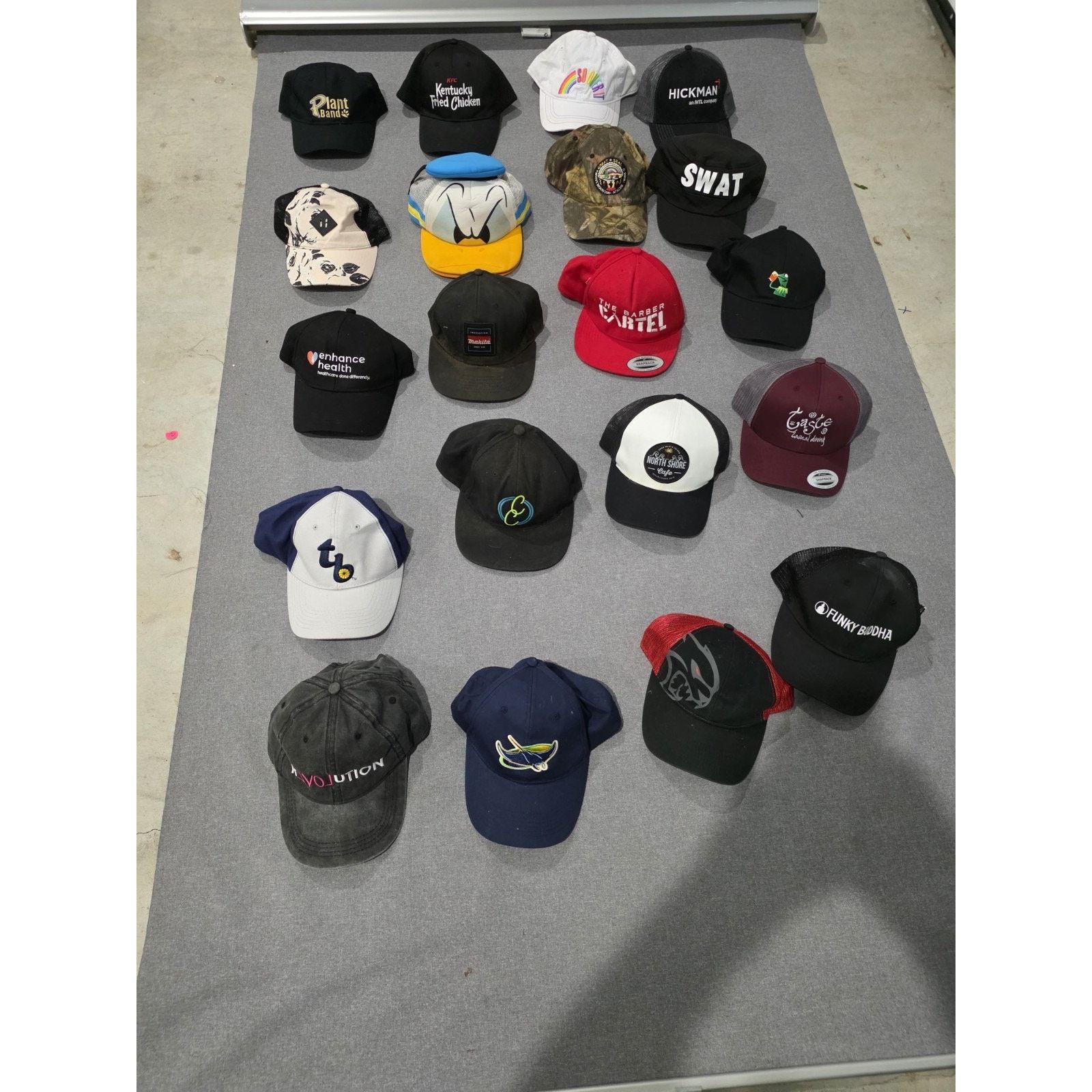 Other 20 Vintage Trucker Hat Lot Snapback 80s 90s Y2K USA Size ONE SIZE - 2 Thumbnail