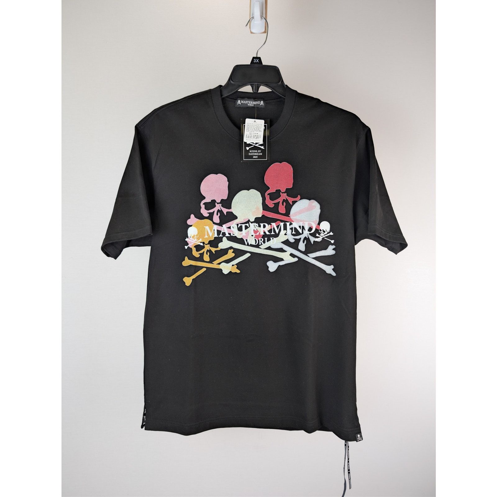 Mastermind World o1rshd1 Multi Skull Short-Sleeve Tee T-Shirt in black cotton Size US L / EU 52-54 / 3 - 8 Thumbnail